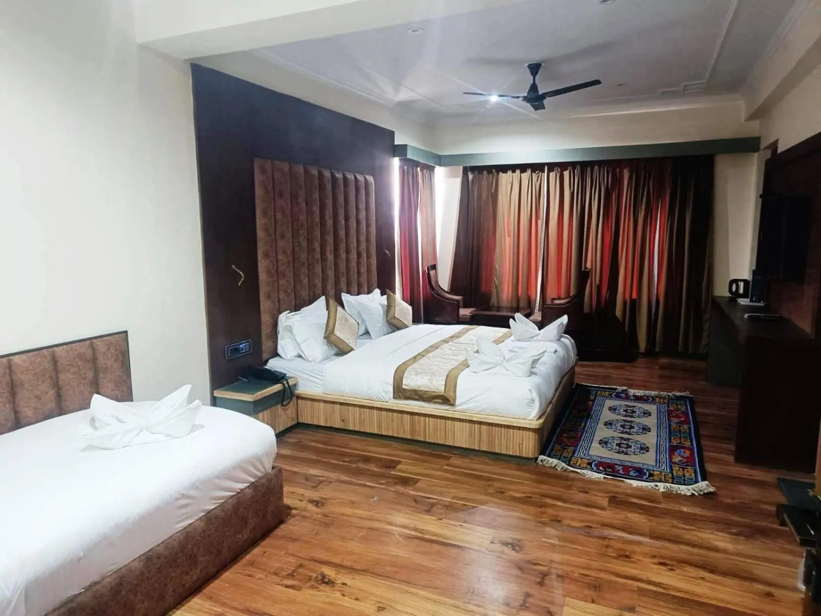 Bed in Hotel Ladakh Heaven