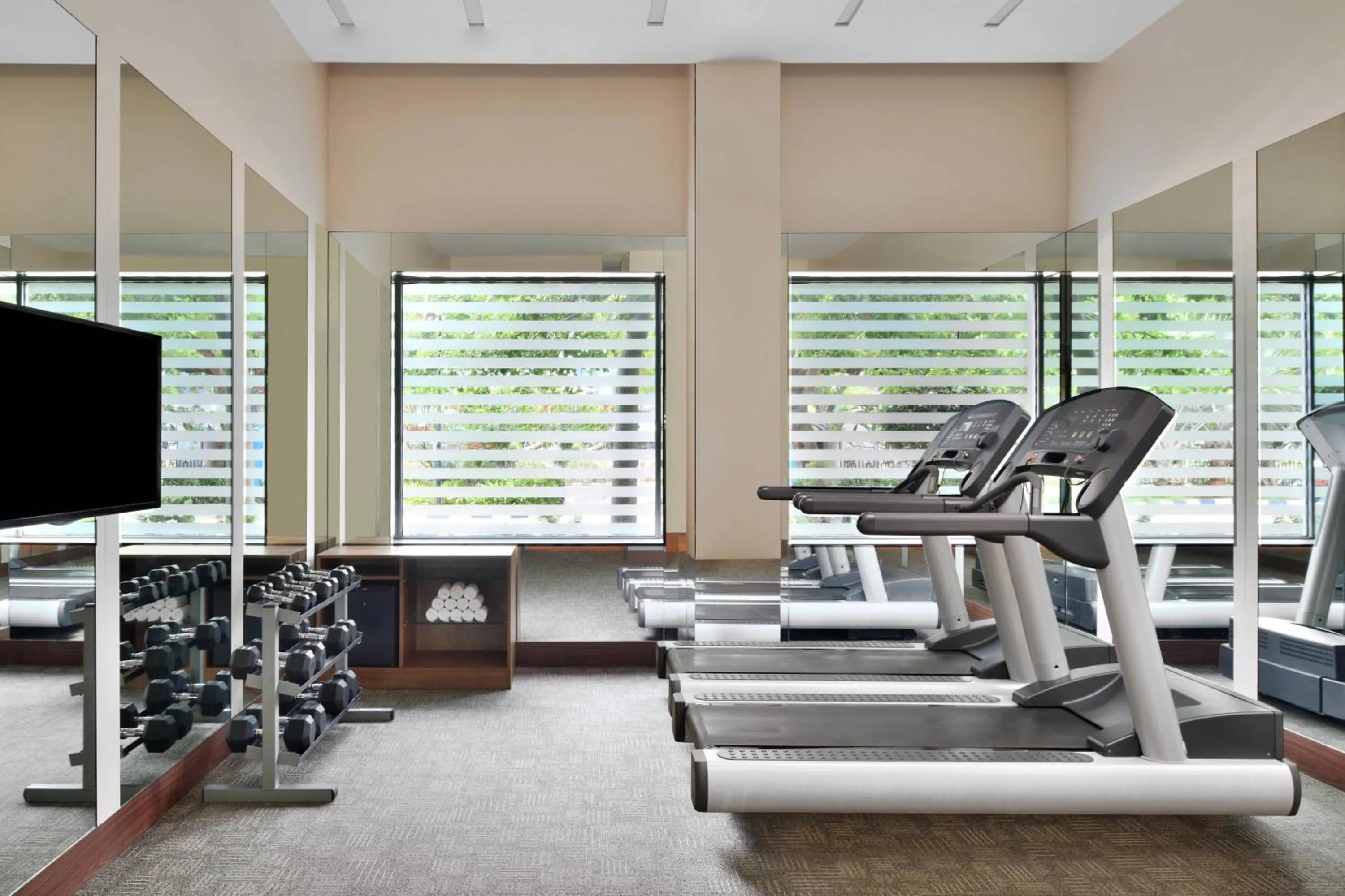 Fitness centre/facilities in Fairfield by Marriott Chennai Mahindra World City