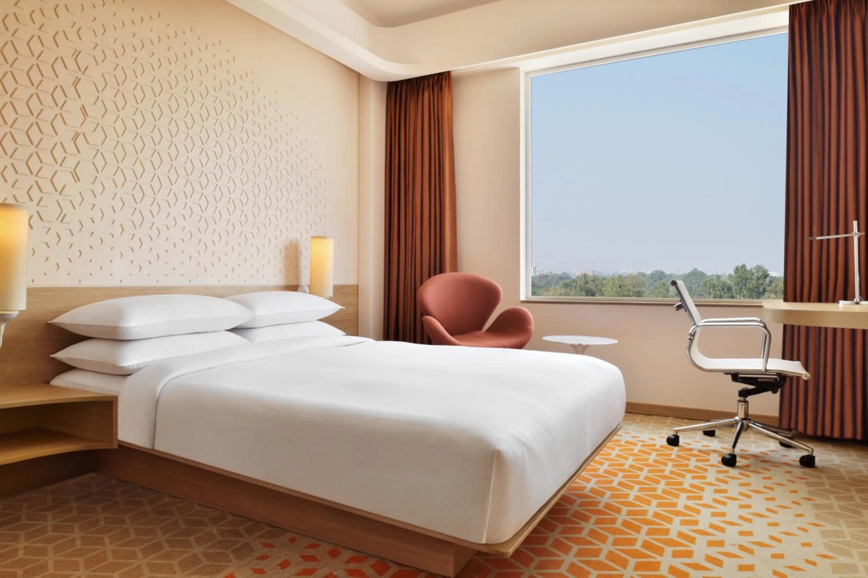 Photo of the whole room, Bed in Fairfield by Marriott Chennai Mahindra World City