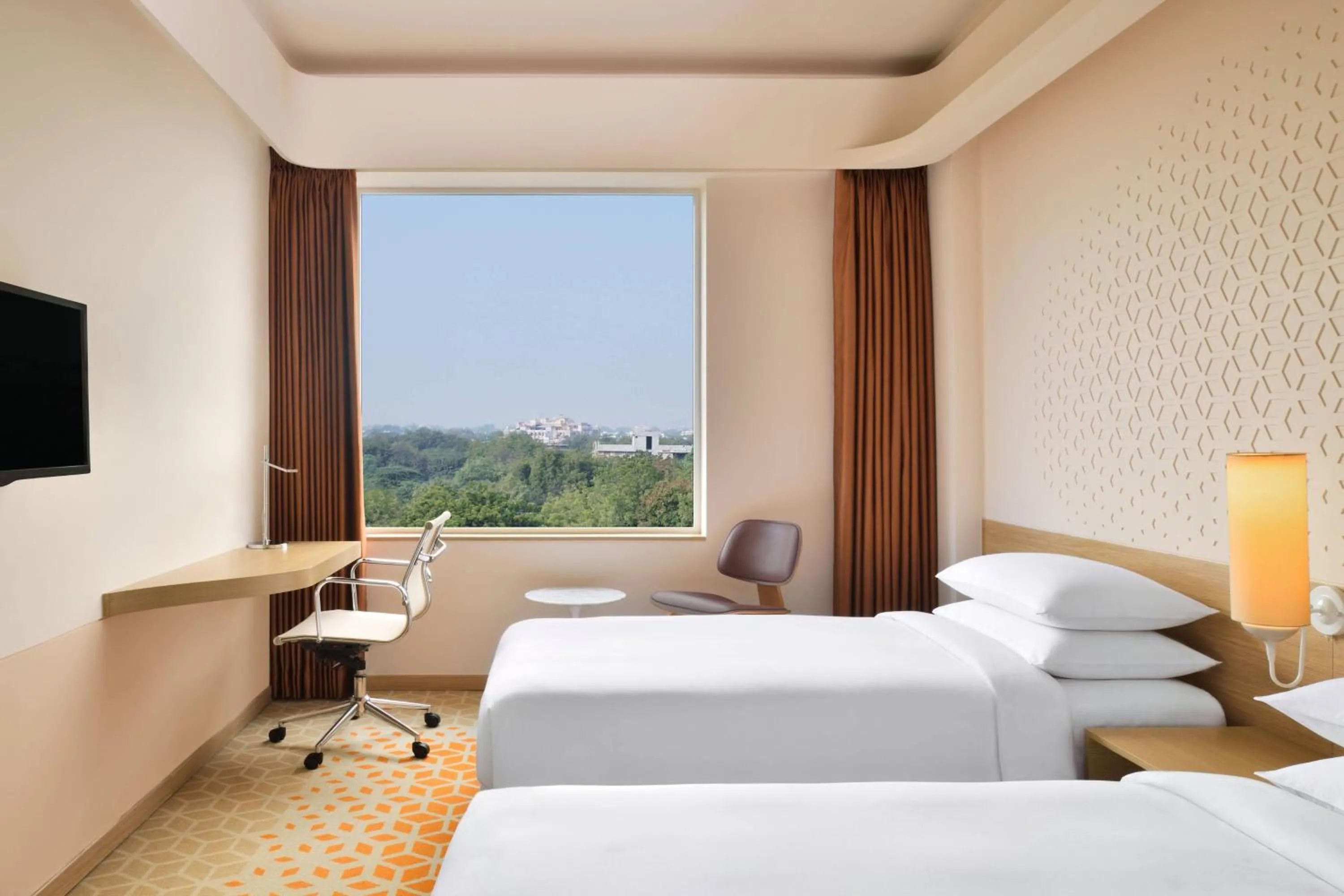 Bedroom, Bed in Fairfield by Marriott Chennai Mahindra World City