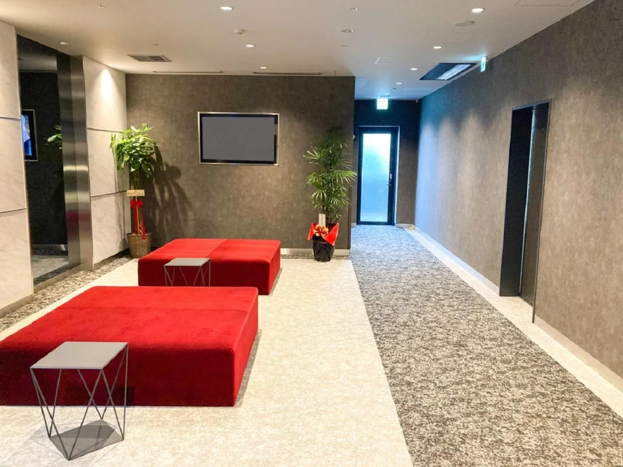 Lobby or reception in HOTEL LiVEMAX PREMIUM Nagoya Marunouchi