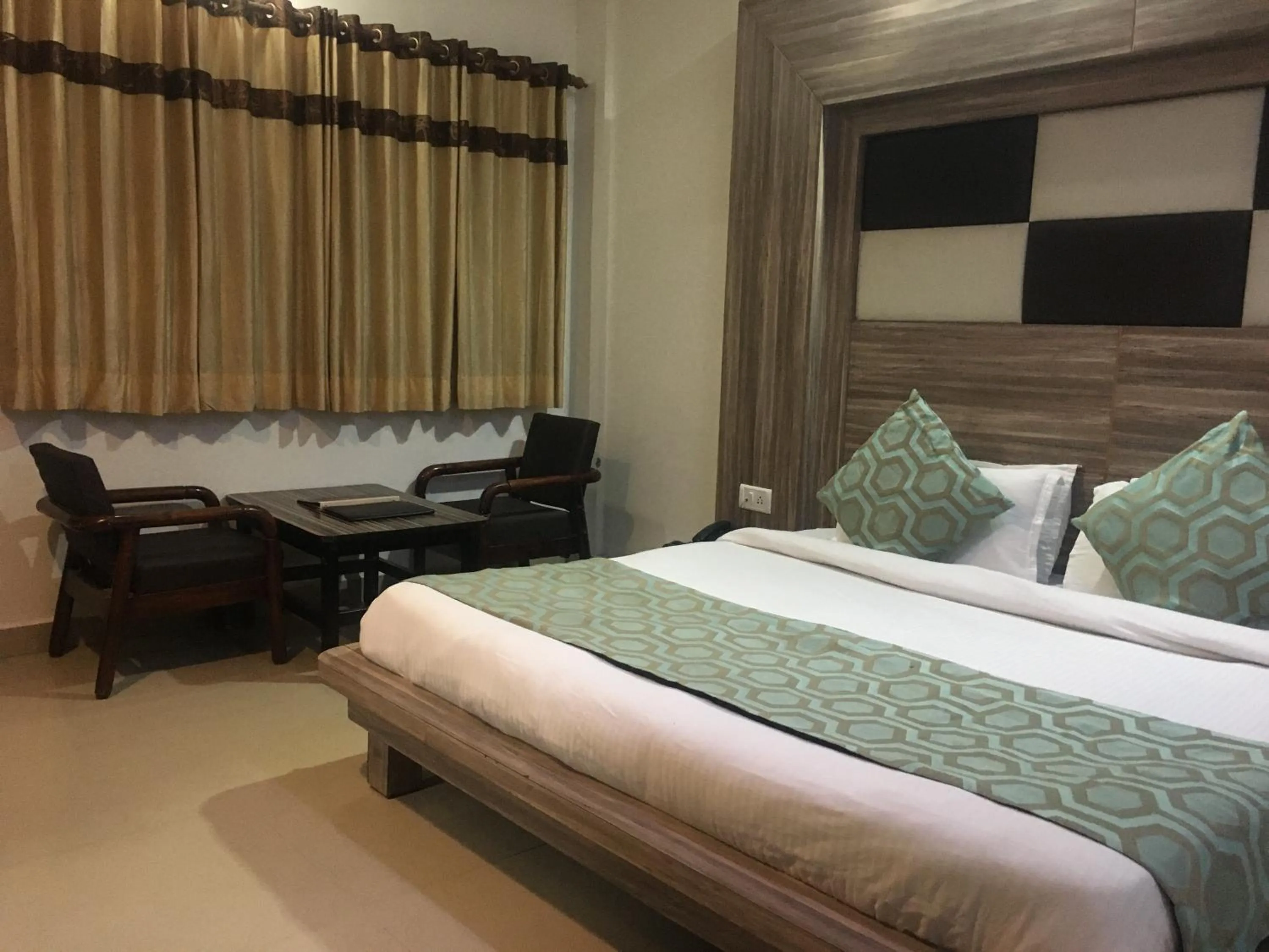 Bedroom in Hotel Maharaja Inn by Geetanjali Hotels