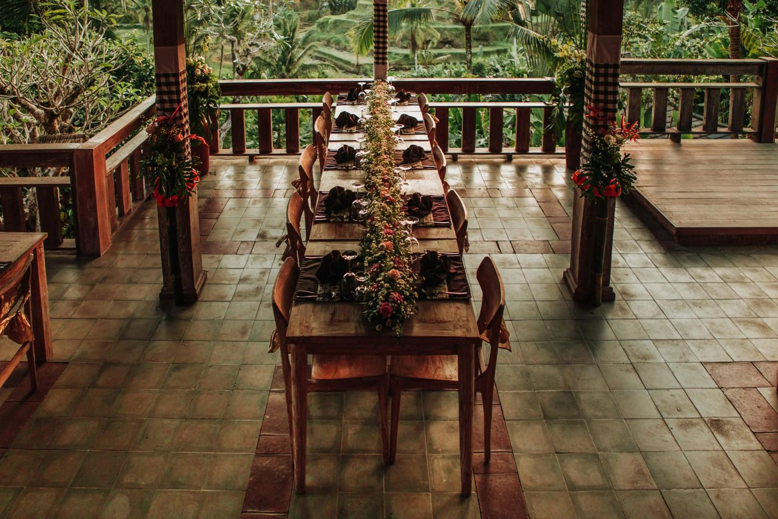 Restaurant/places to eat in Pondok Sebatu Villa