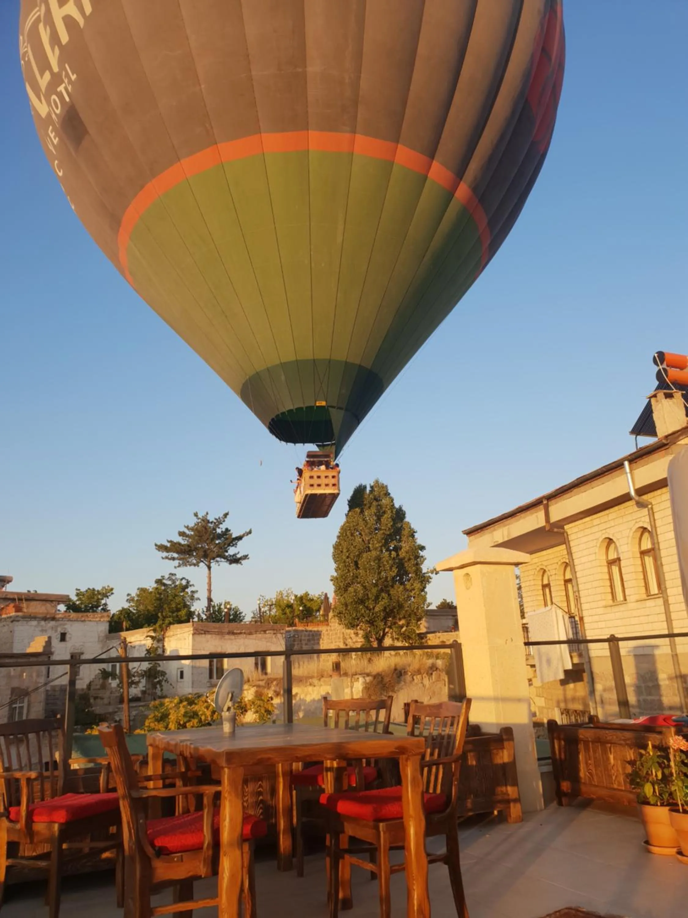 Property building in Mak's Cave House