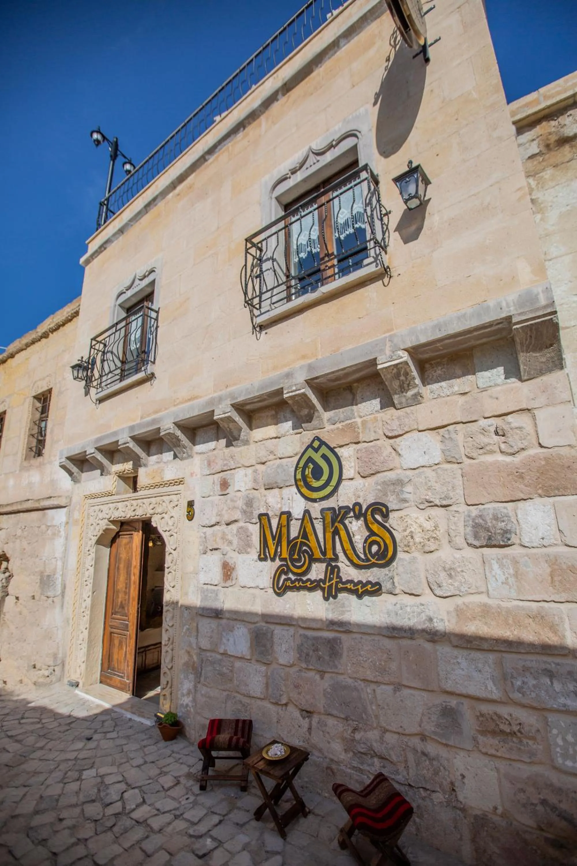 Property building in Mak's Cave House