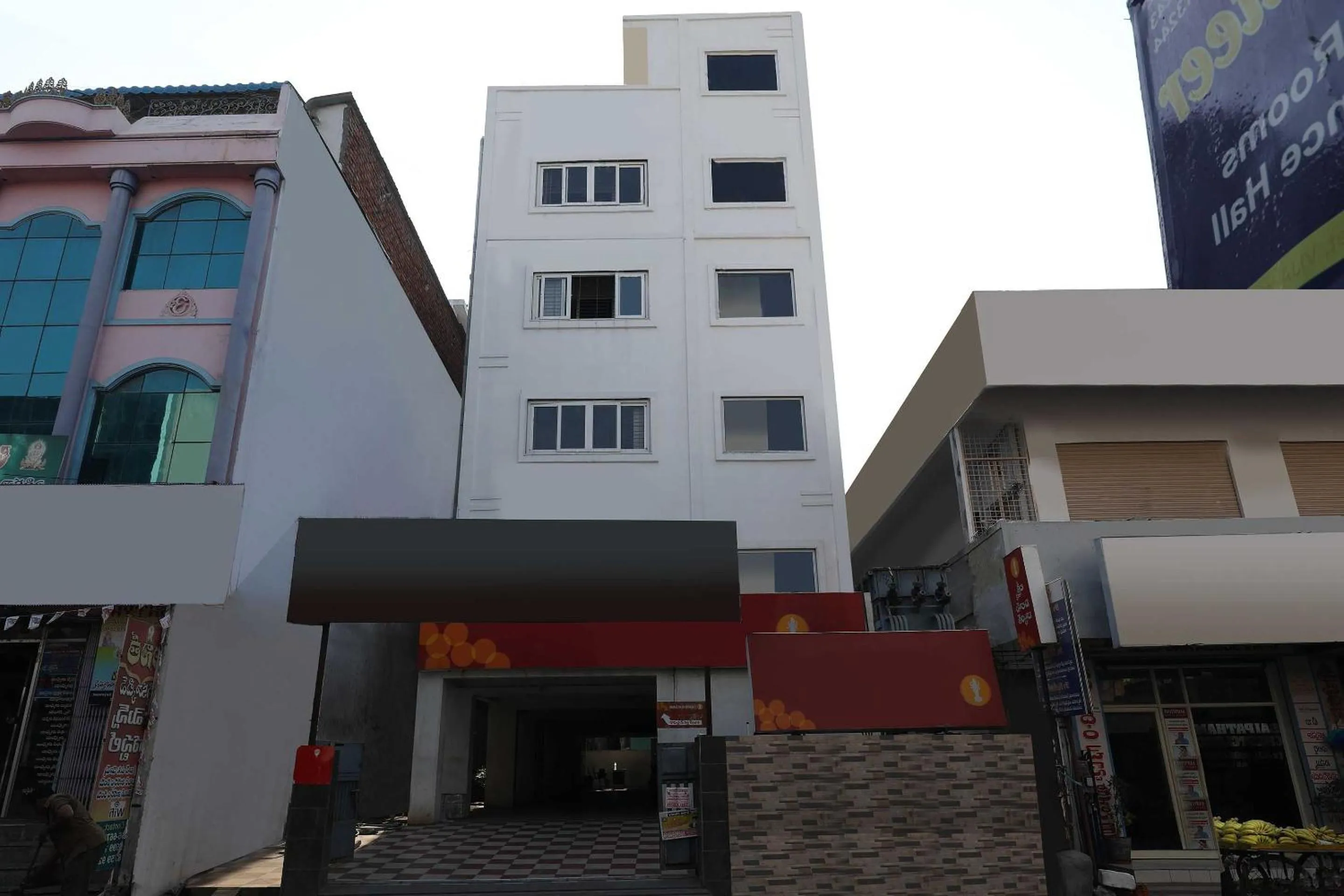 Facade/entrance in Hotel O Sr Residency