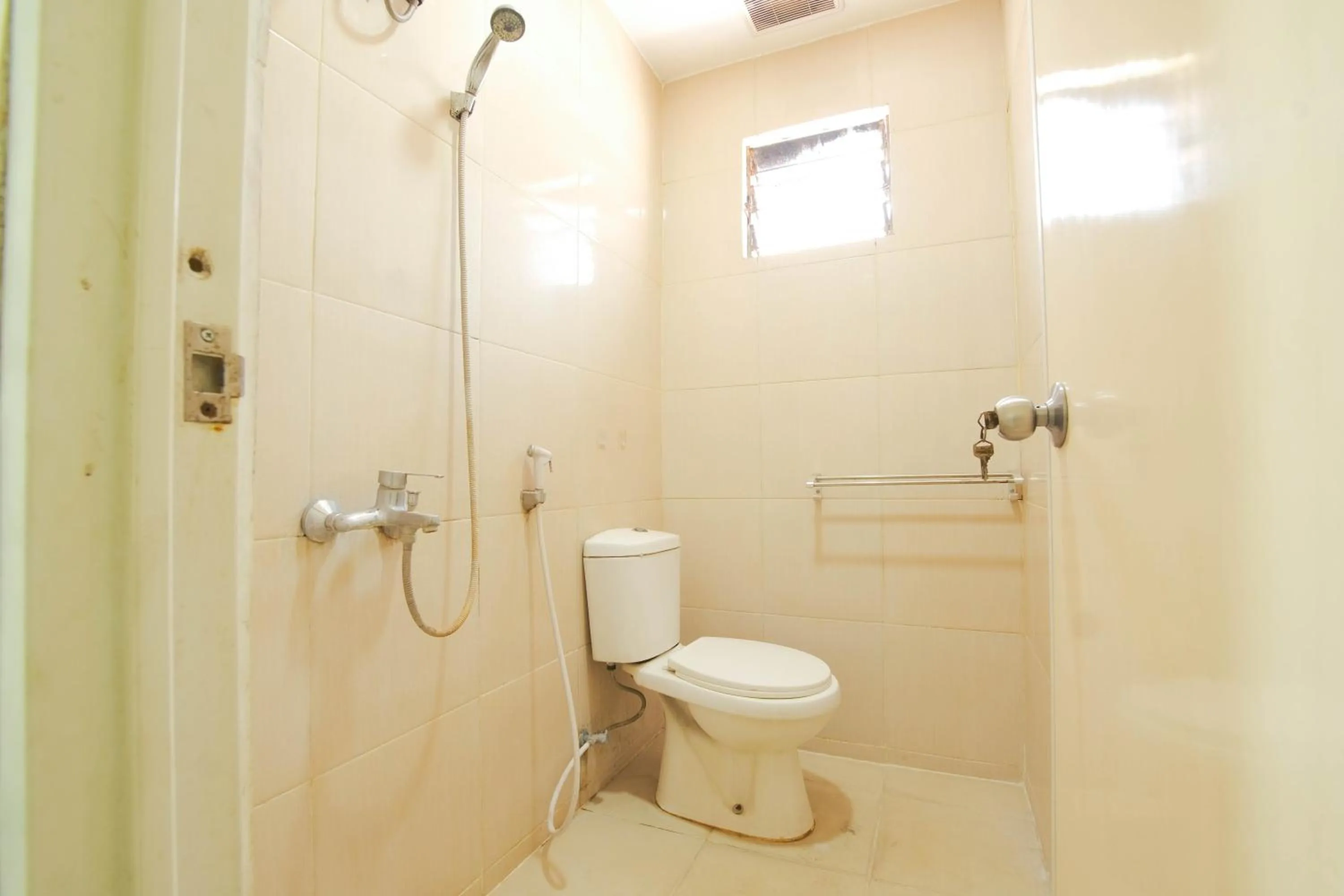 Toilet in Le Paris Syariah Residence