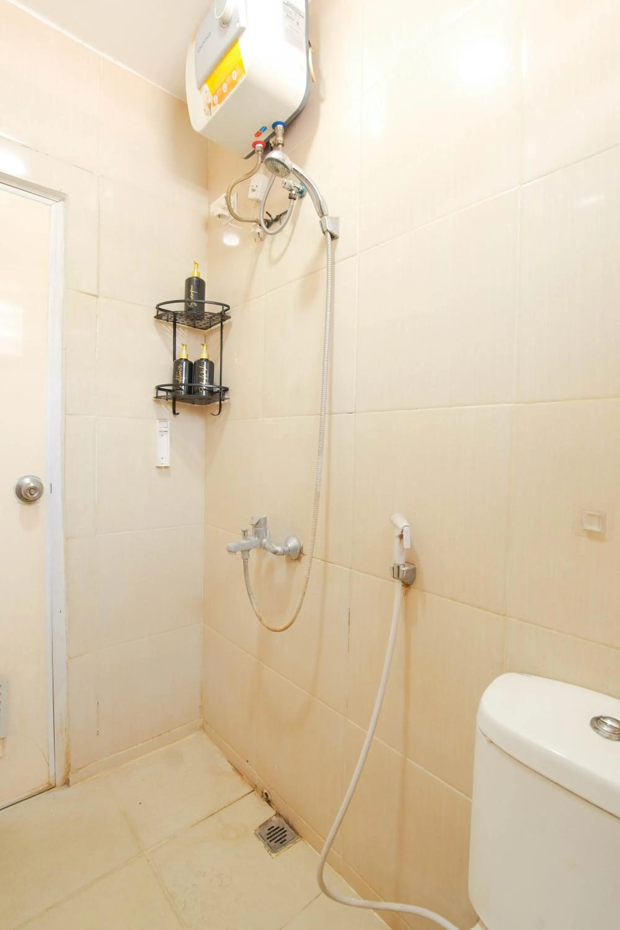 Toilet in Le Paris Syariah Residence