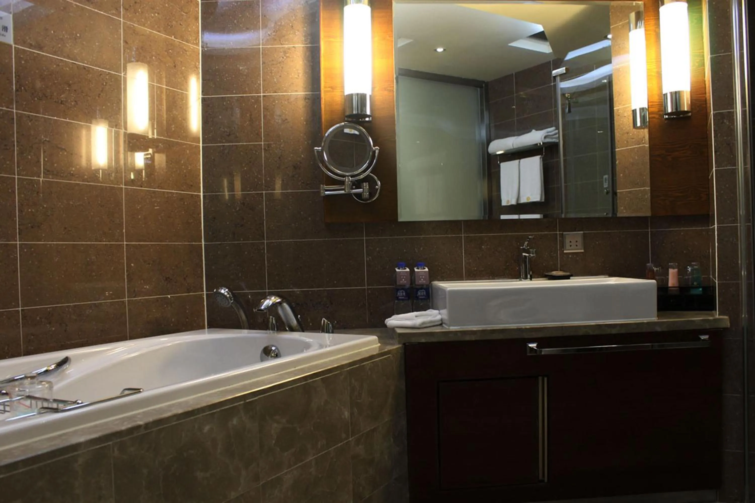 Bathroom in Holiday Inn Express Xiamen LuShan