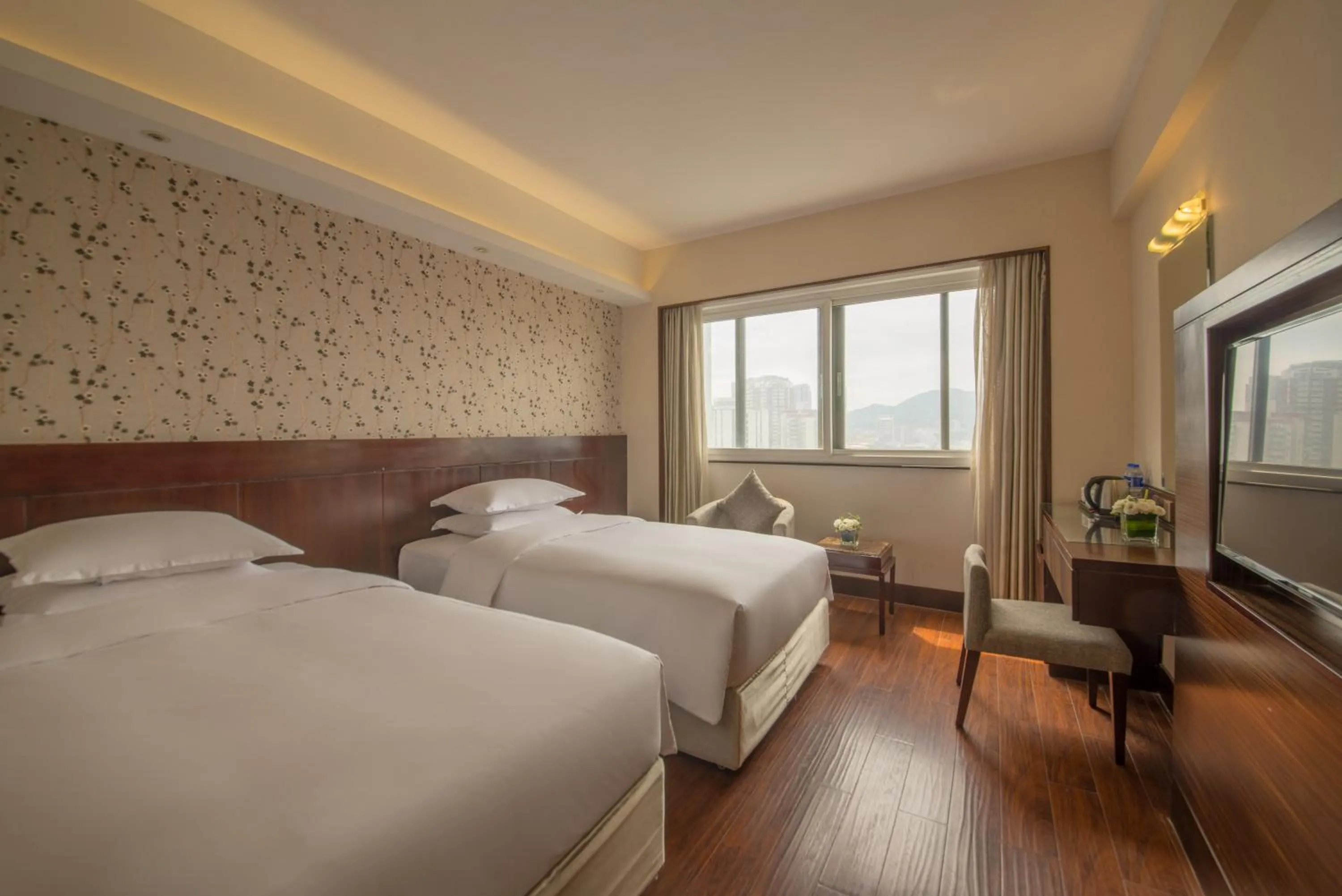 Photo of the whole room, Bed in Holiday Inn Express Xiamen LuShan