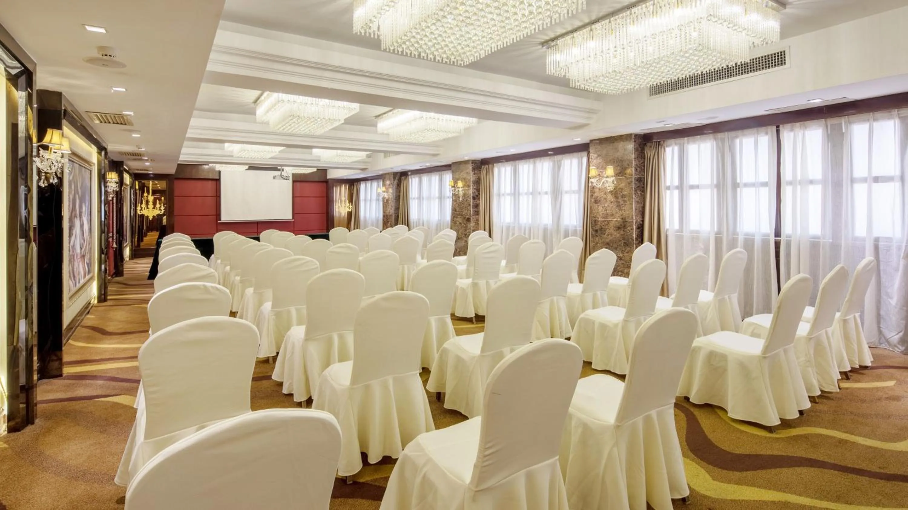 Meeting/conference room in Holiday Inn Express Xiamen LuShan