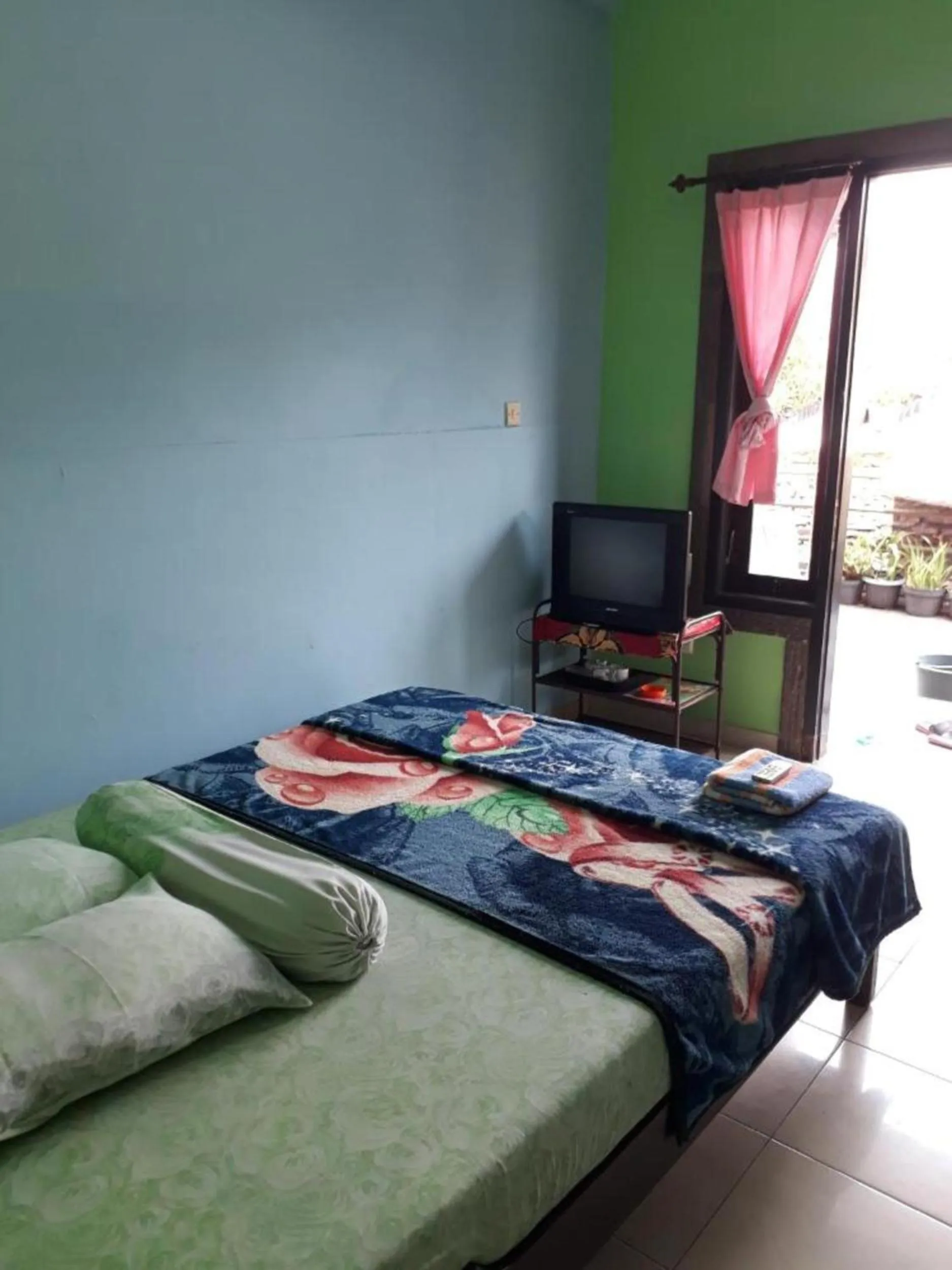 Property building, Bed in Kampoeng Tourist Homestay