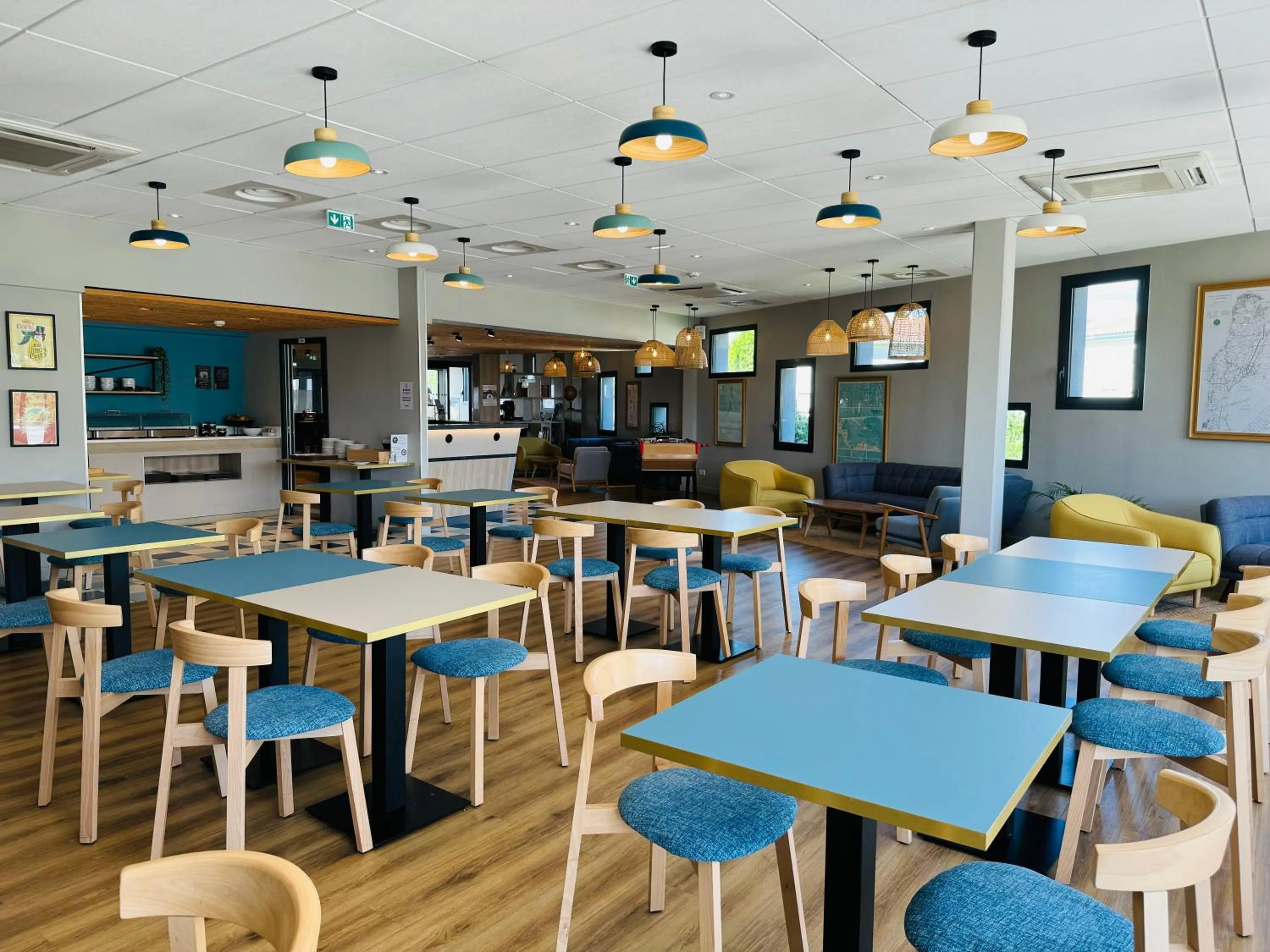 Restaurant/places to eat in Kyriad Bordeaux Nord Sainte Eulalie