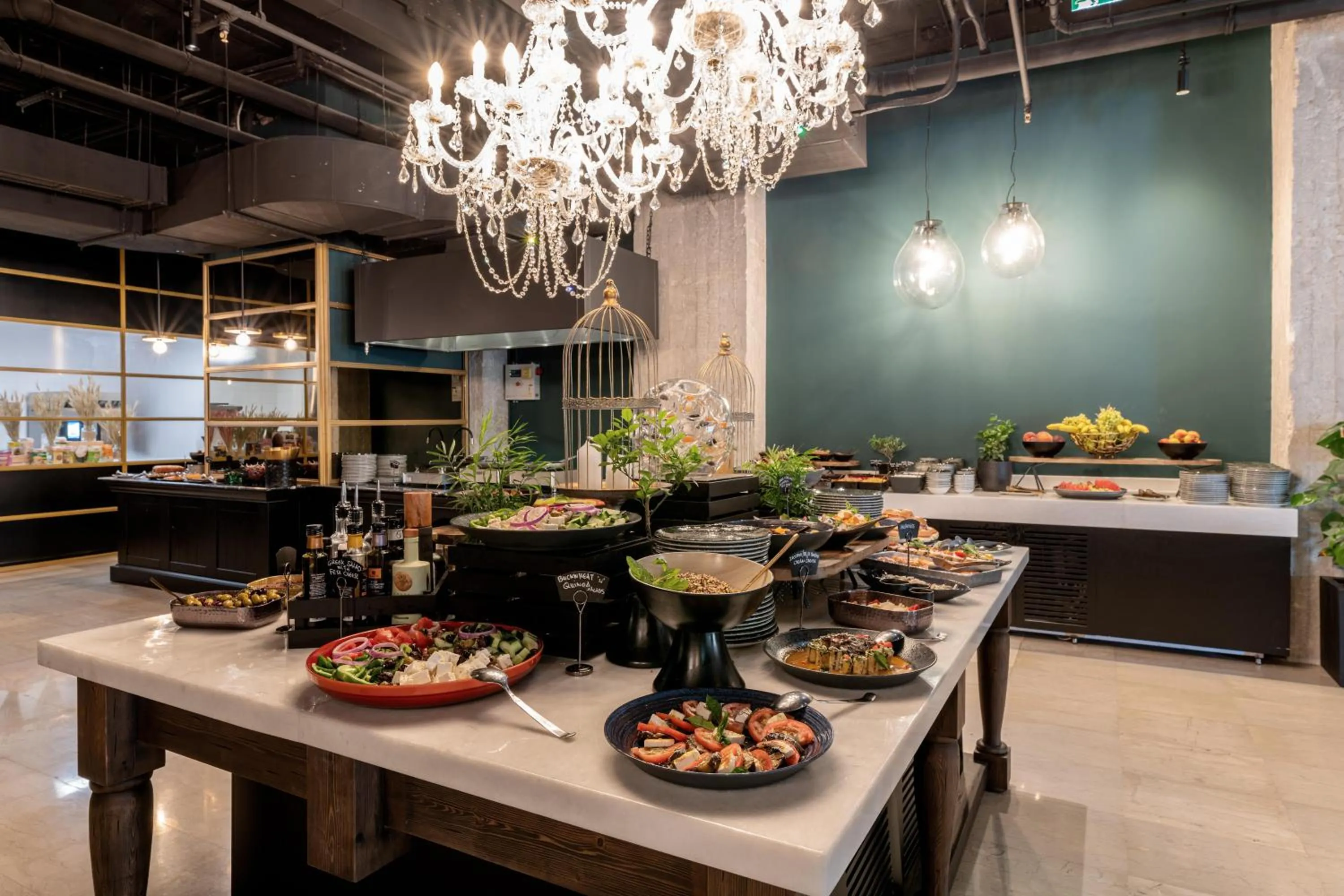 Restaurant/places to eat in Skylark, Aluma Hotels & Resorts