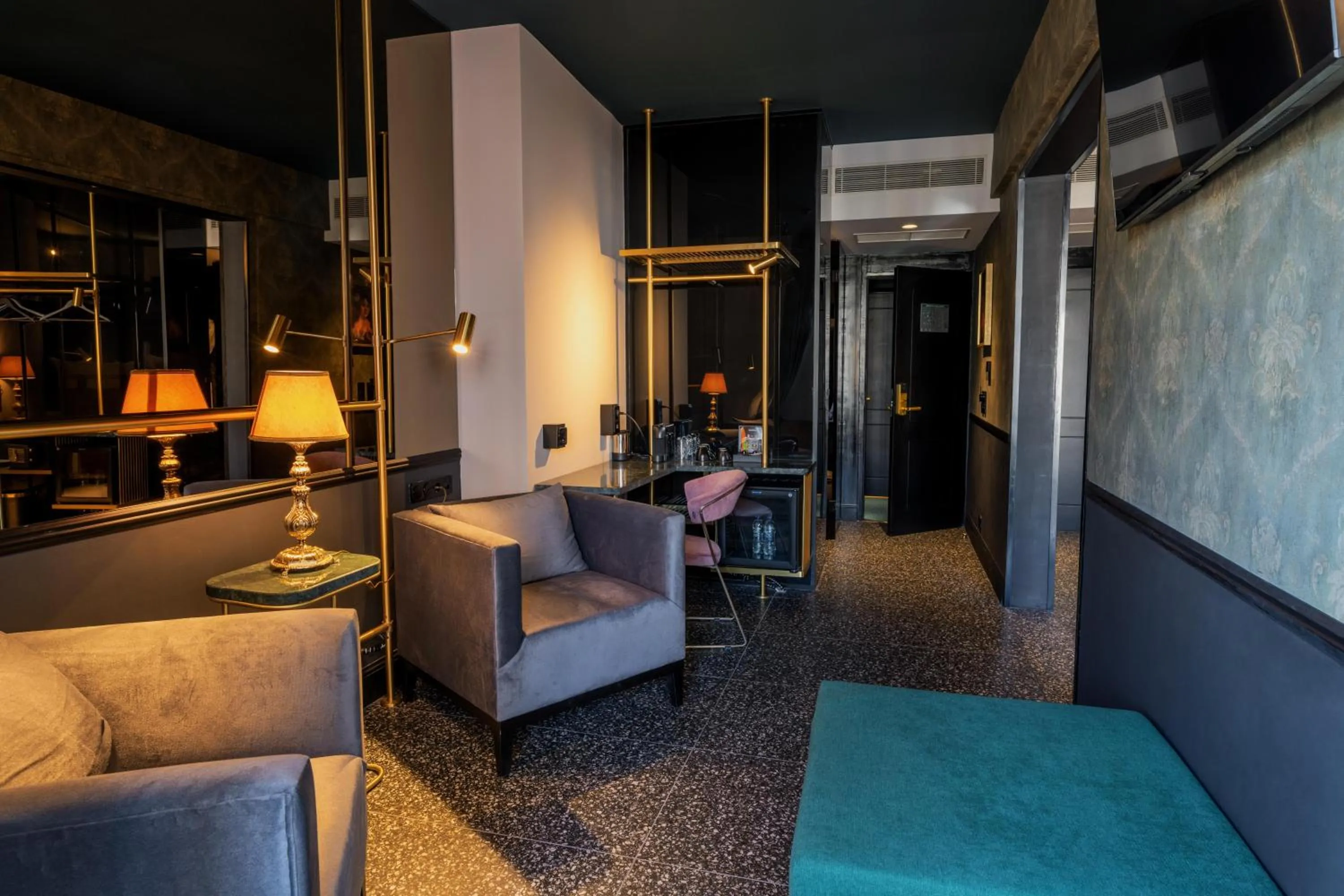 Photo of the whole room in Skylark, Aluma Hotels & Resorts