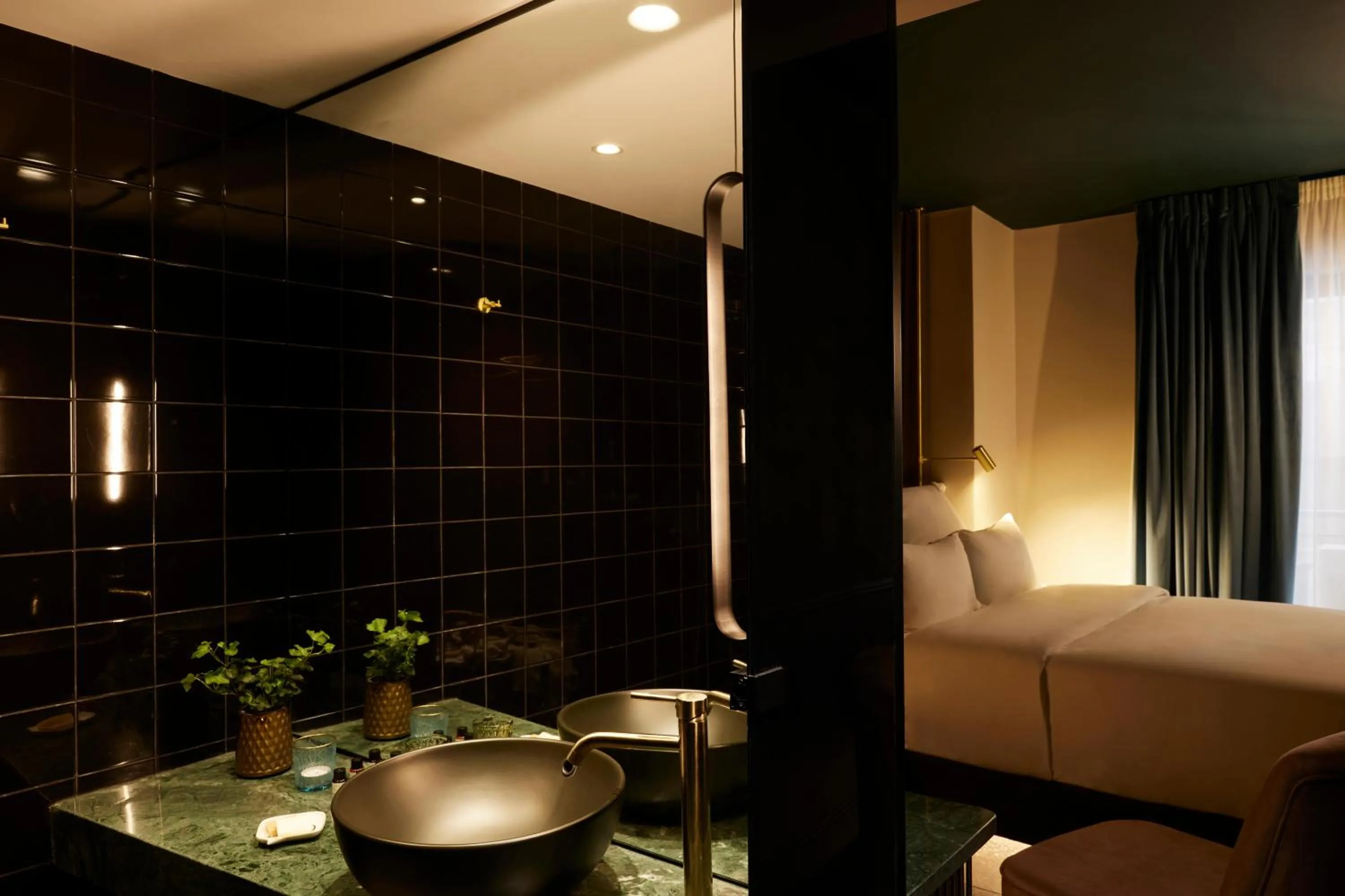 Bathroom in Skylark, Aluma Hotels & Resorts