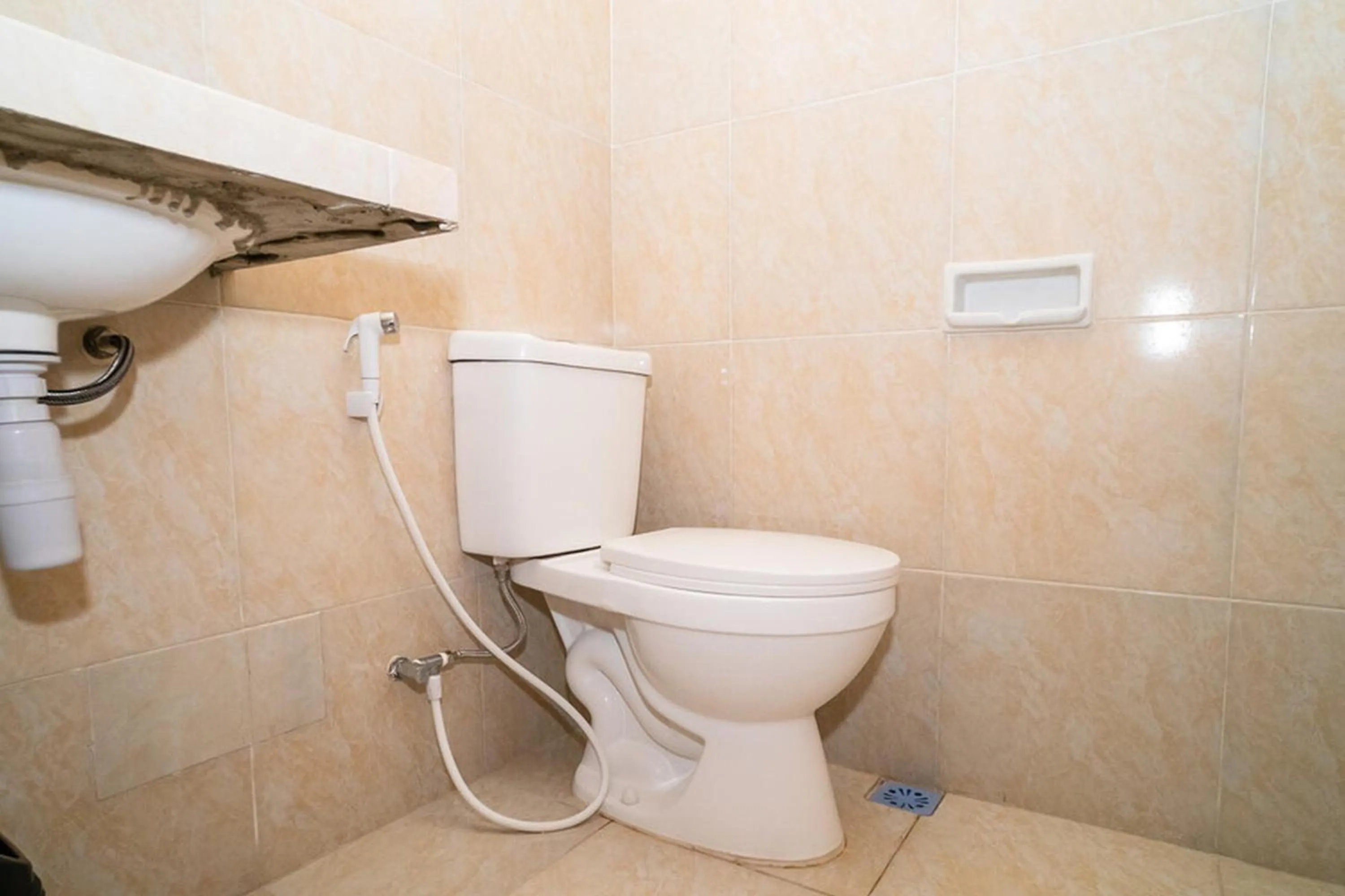 RedDoorz near Kampus 3 UTY Yogyakarta