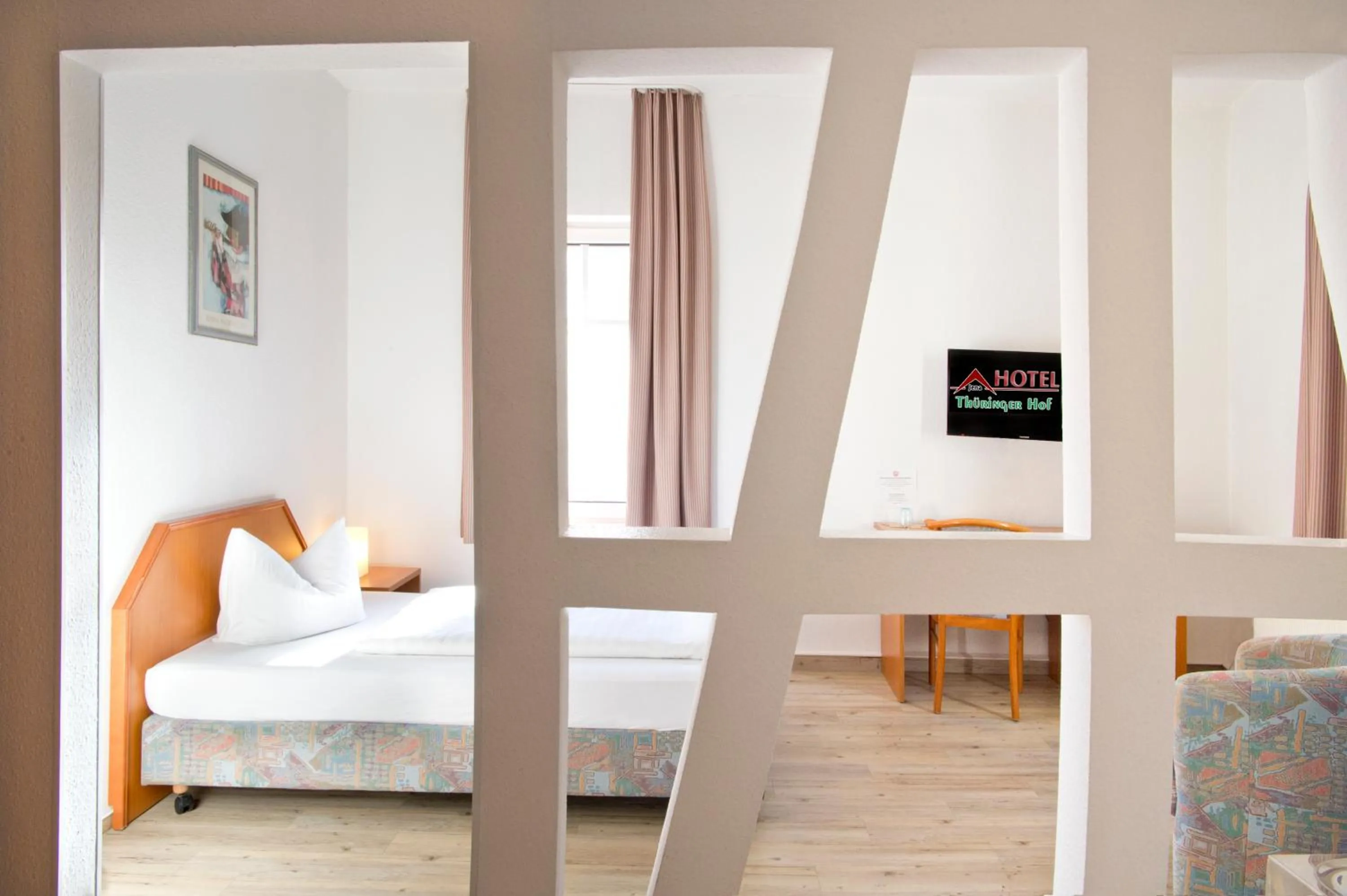 Bed in Hotel Thüringer Hof