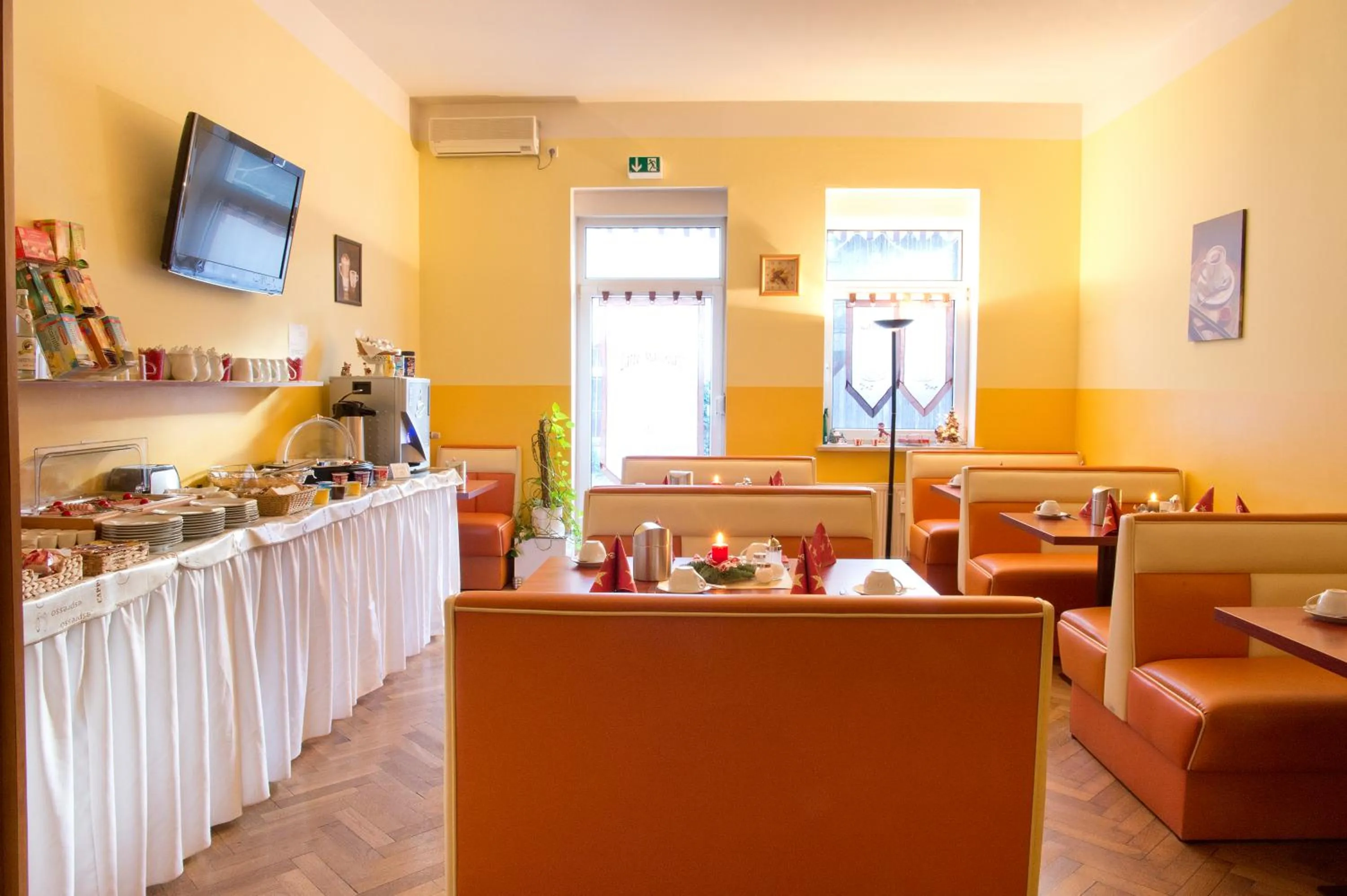 Buffet breakfast in Hotel Thüringer Hof