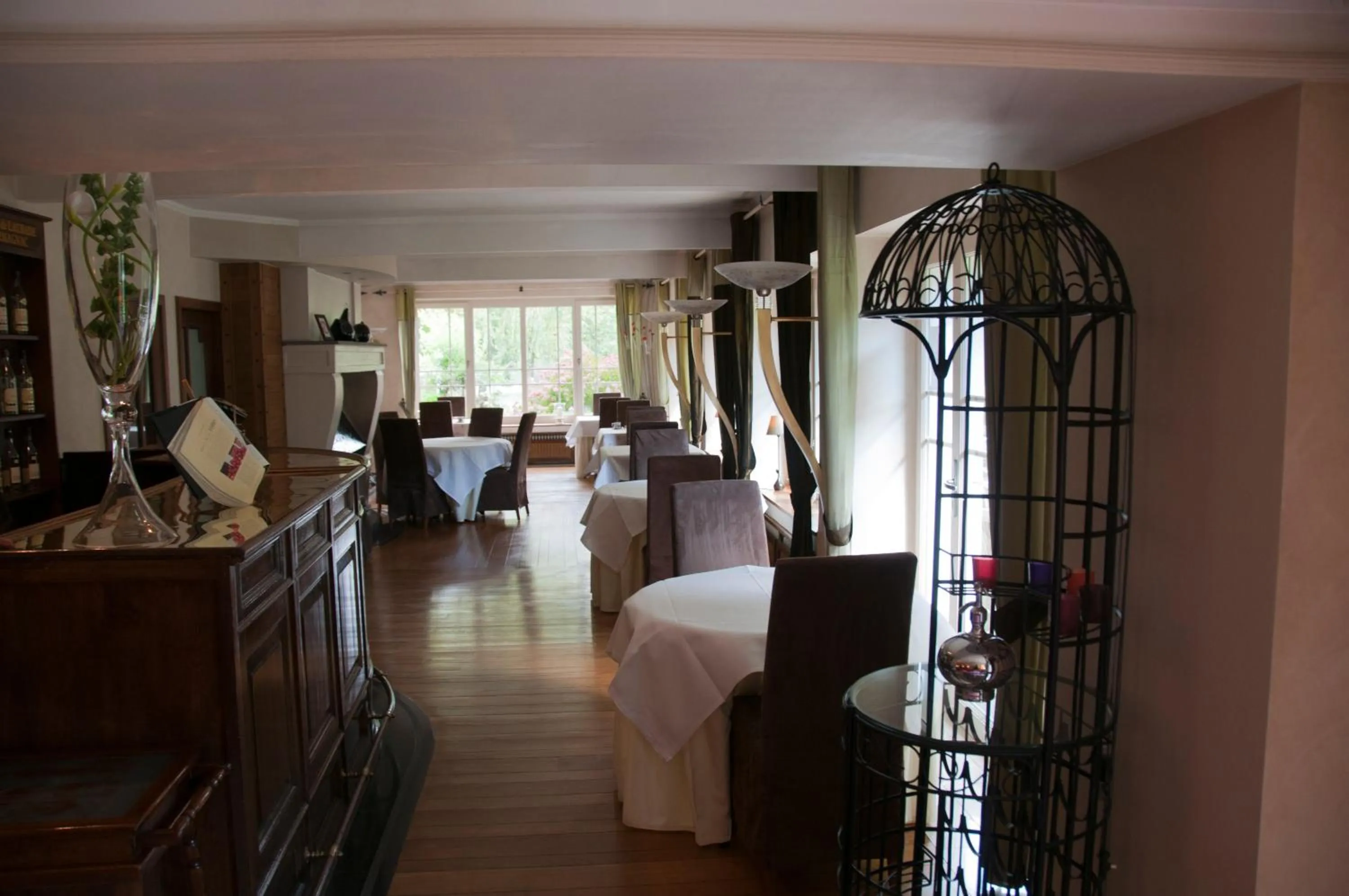 Restaurant/places to eat, Bed in Hôtel Les Ardillières du Pont d'Oye