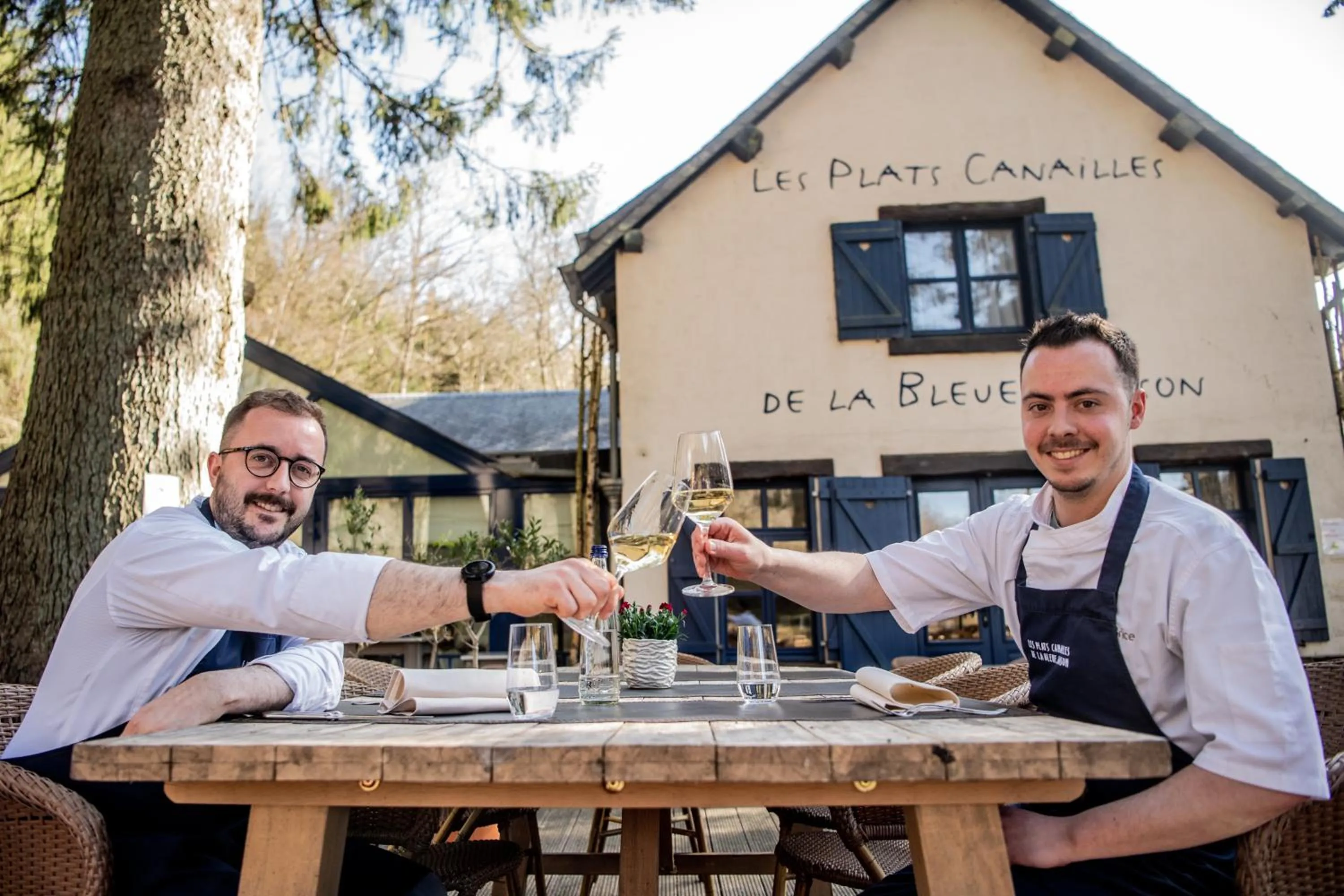 Restaurant/places to eat in Hôtel Les Ardillières du Pont d'Oye