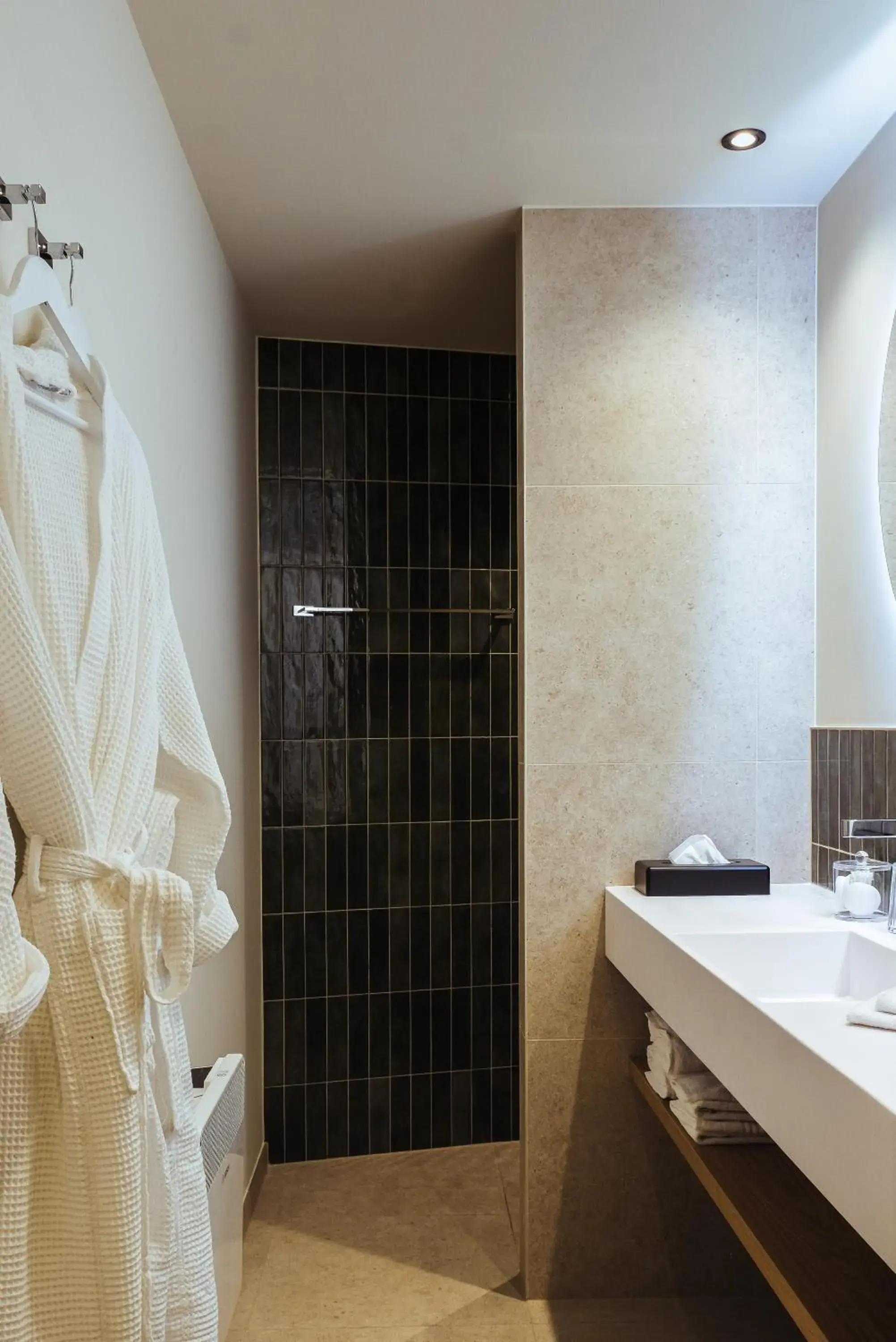 Double Room with Terrace - single occupancy in Hôtel Les Ardillières du Pont d'Oye Double Room with Terrace - single occupancy in Hôtel Les Ardillières du Pont d'Oye