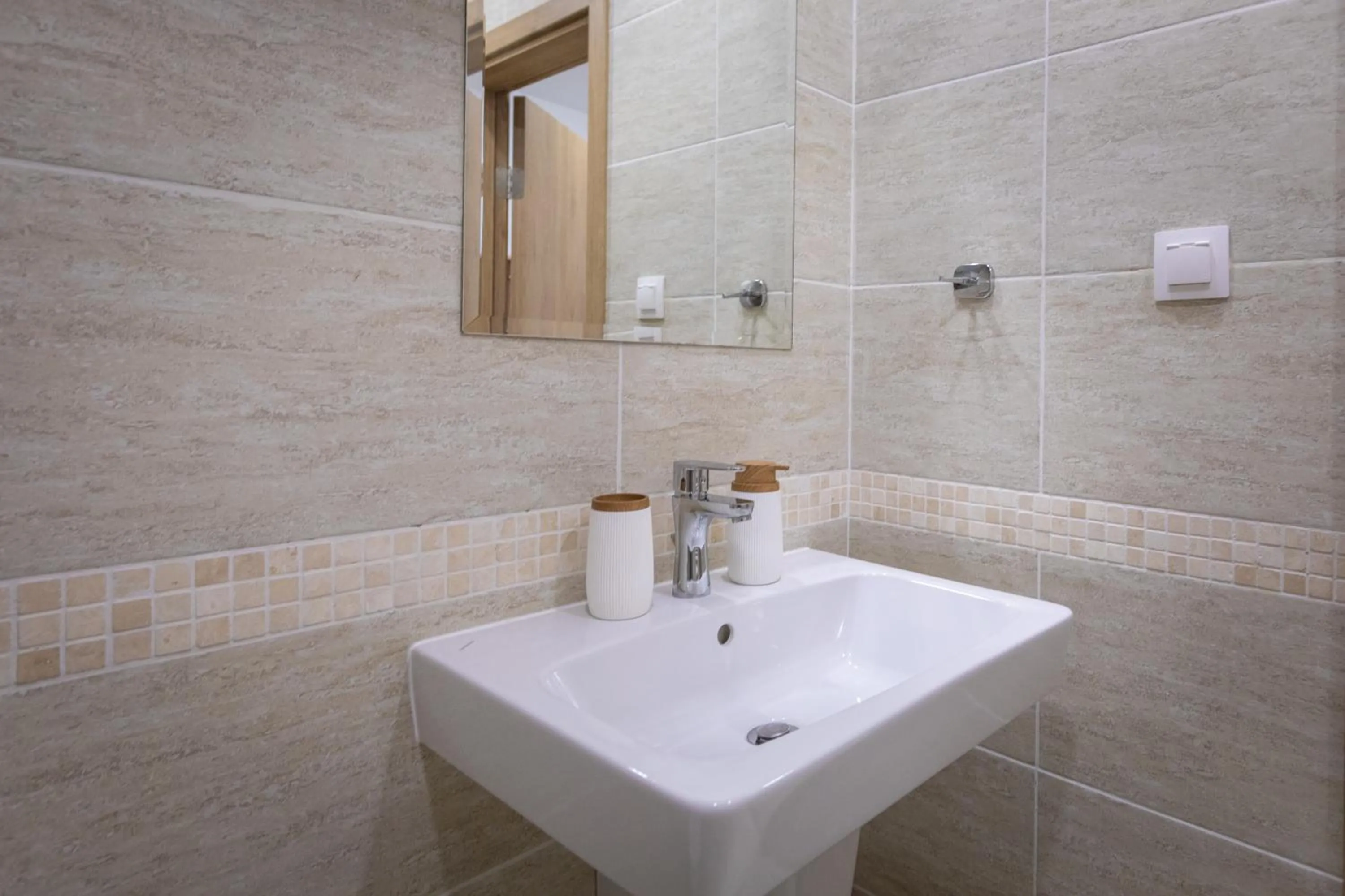 Bathroom in Modern and Bright Apartments near Center - FREE PARKING