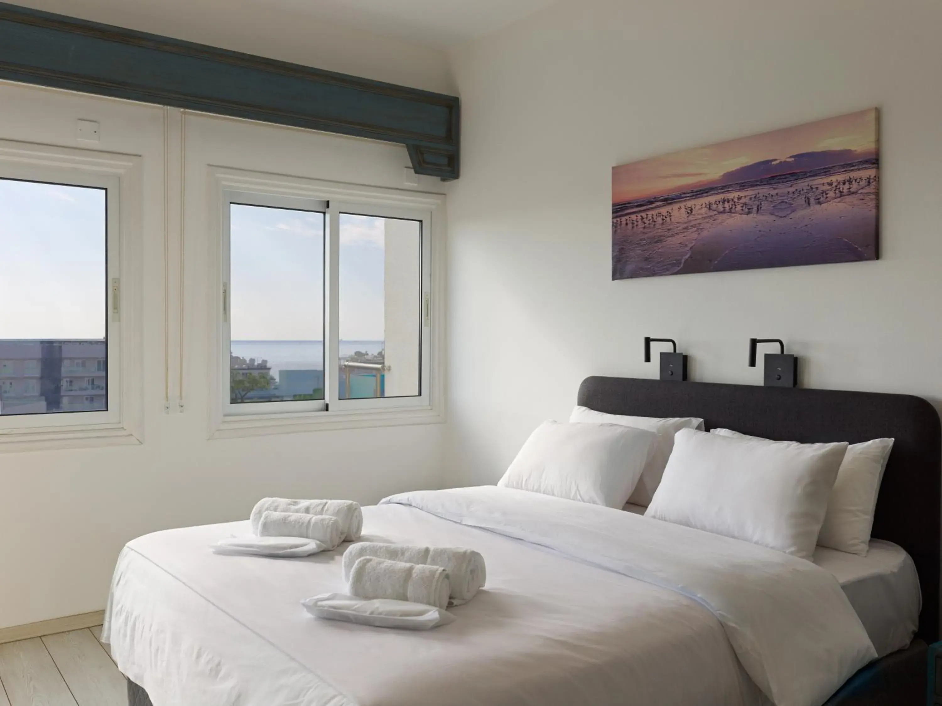 Suite with Balcony in TSANotel Suite with Balcony in TSANotel