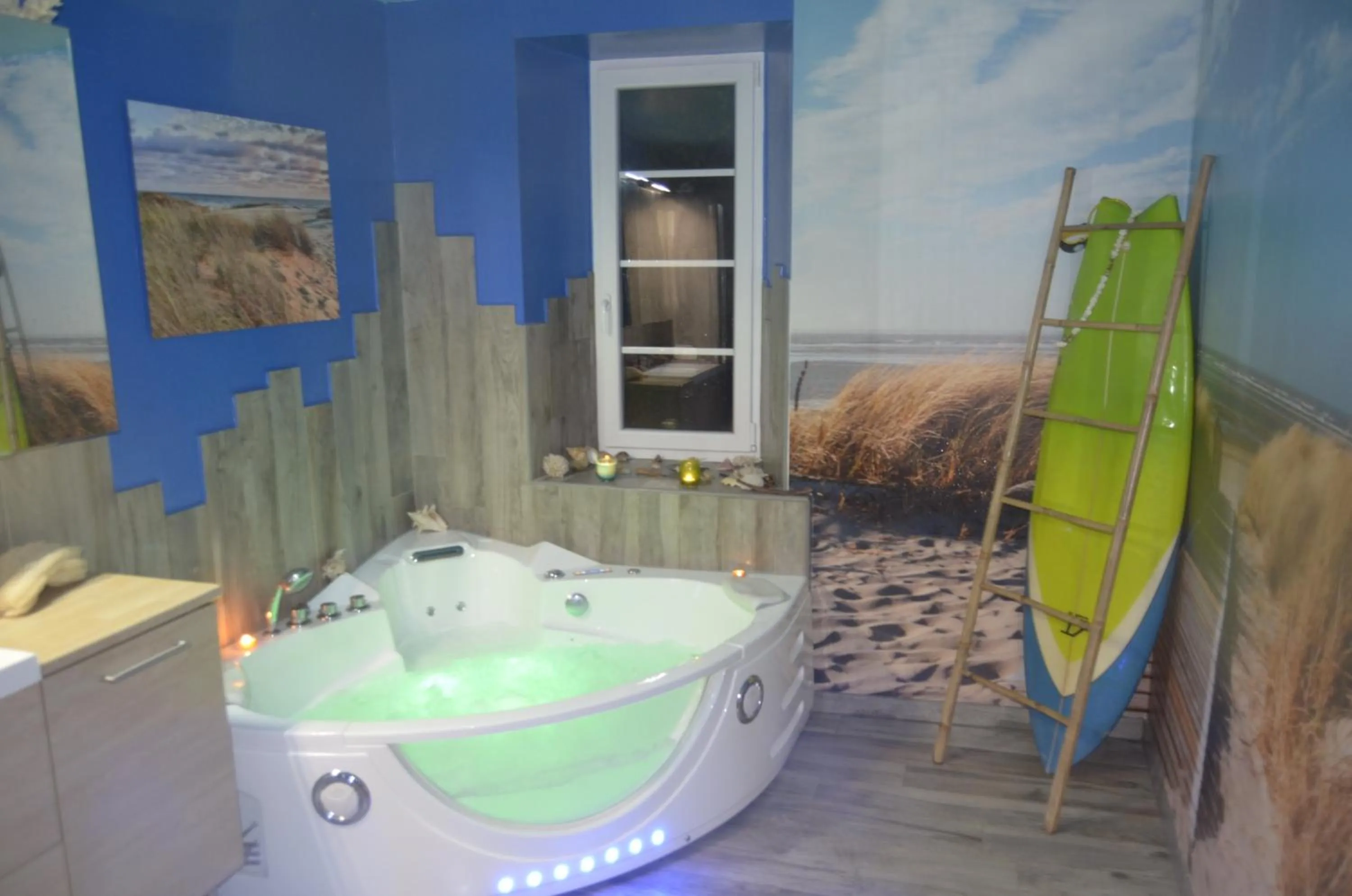 Hot Tub in Domaine de la Castagnère