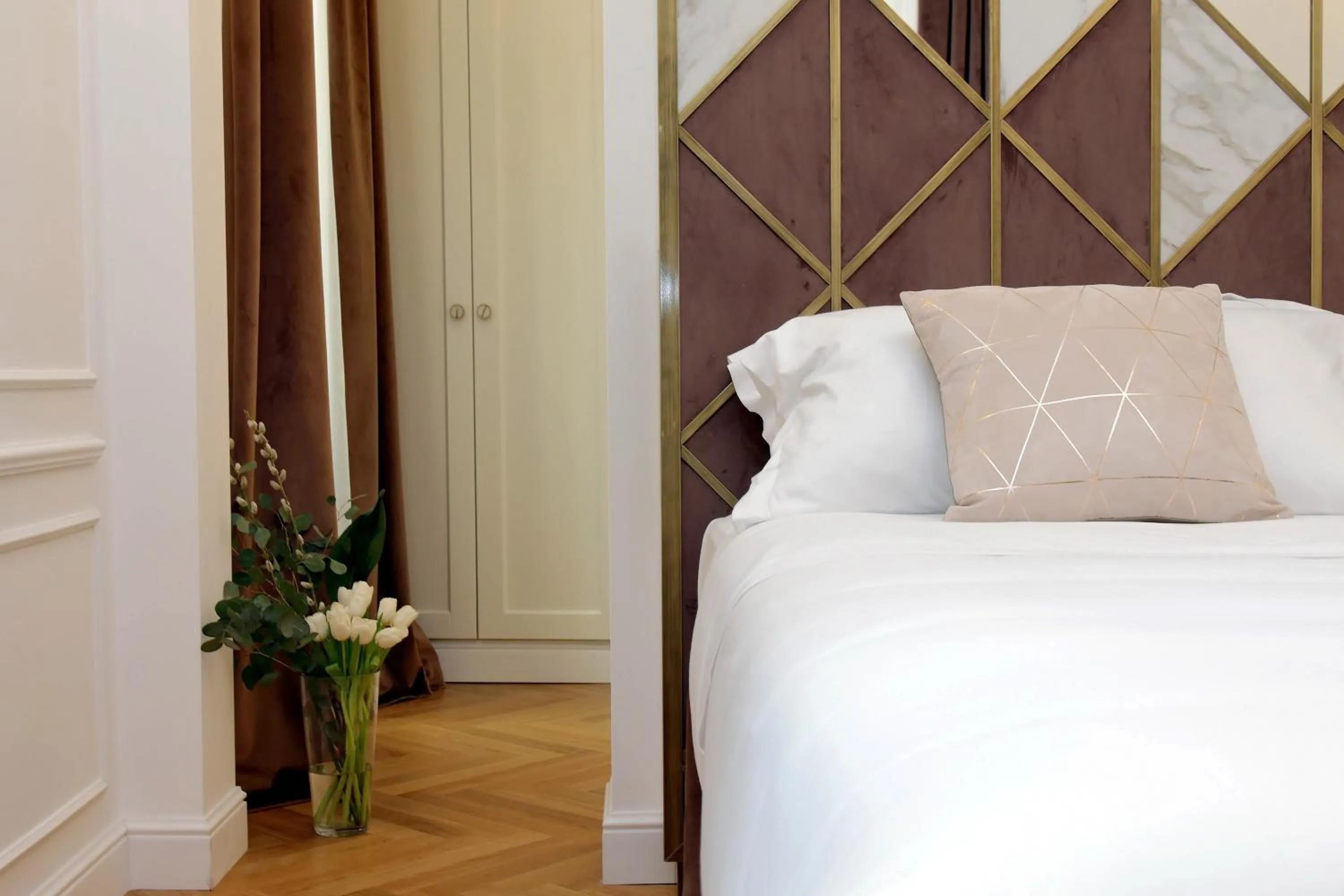 Bedroom, Bed in Domna Luxury Suites