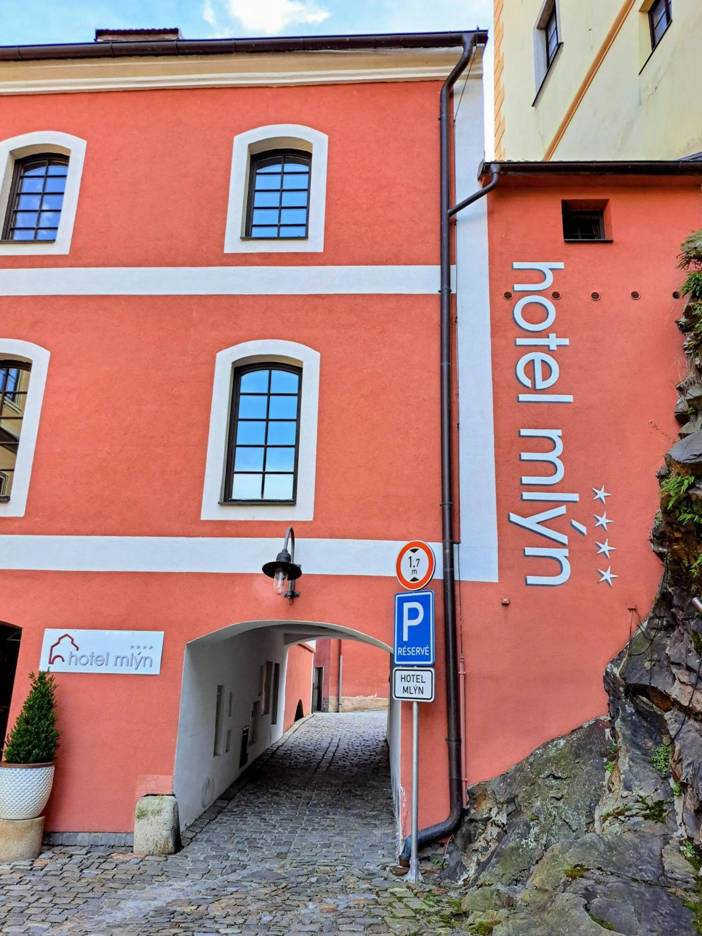 Property building in Hotel Mlýn