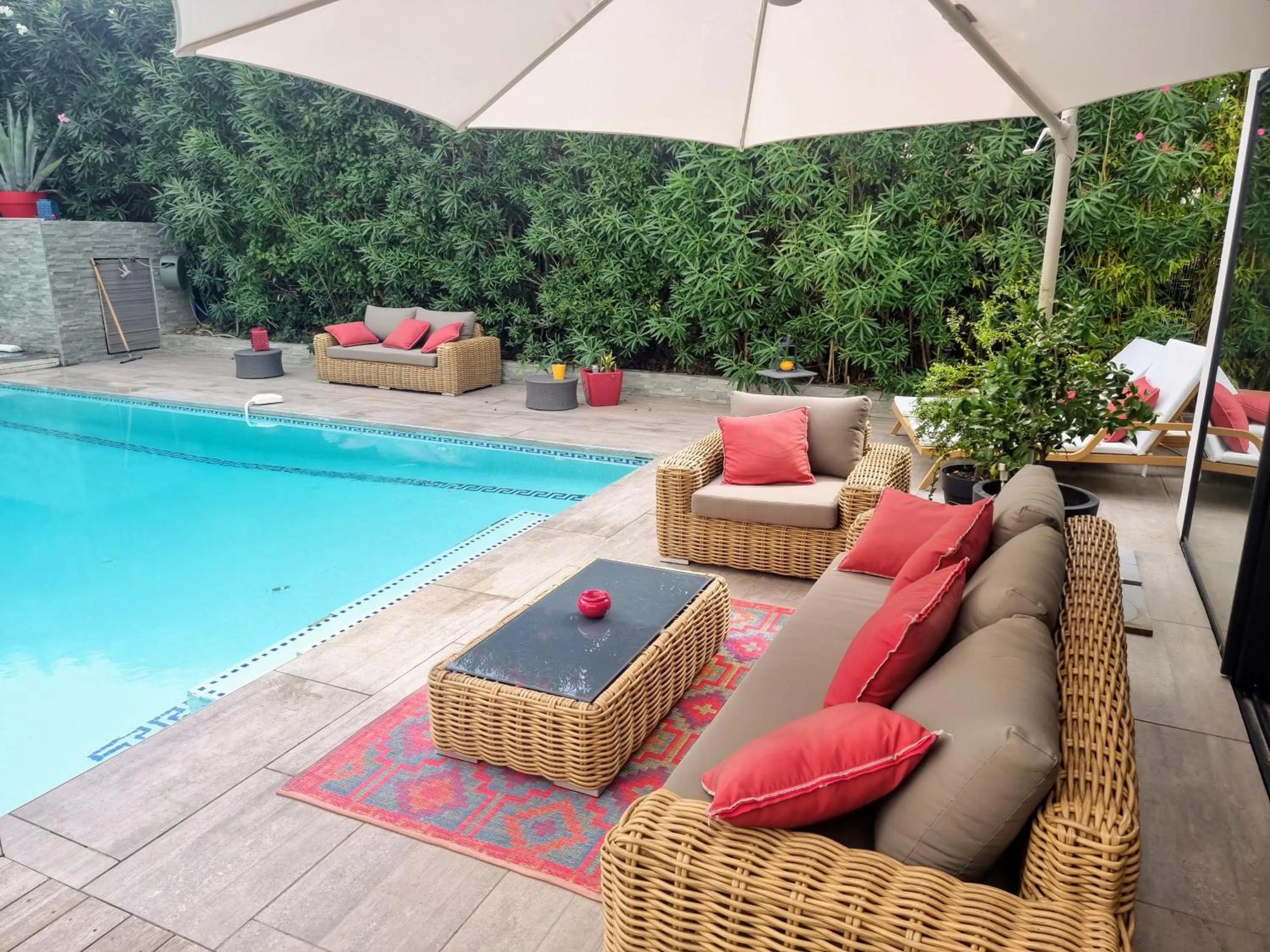 Swimming pool in La Villa Blanche