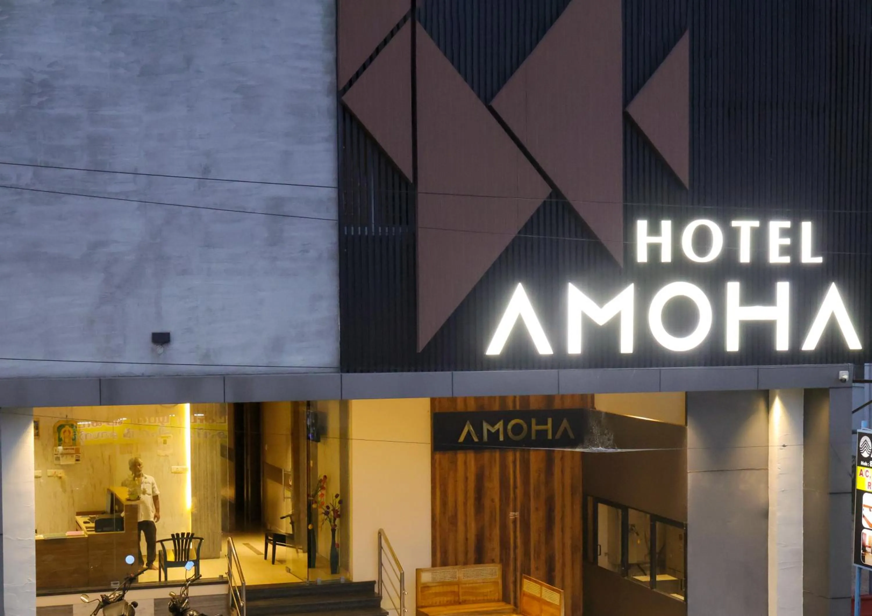 Facade/entrance in Hotel Amoha