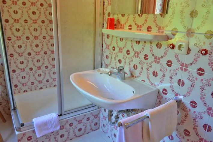 Photo of the whole room in Hotel Garni Sonnenhof