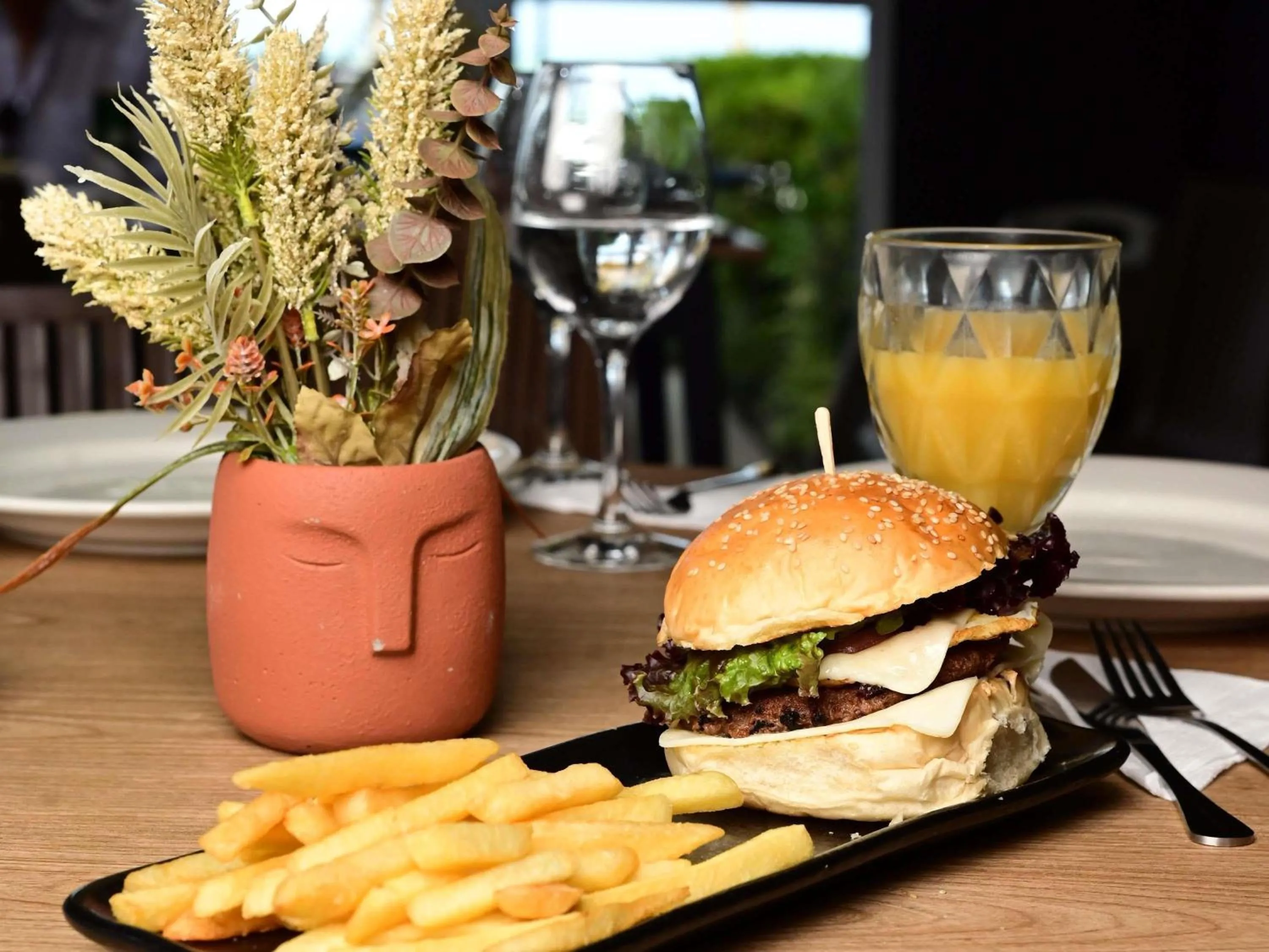 Restaurant/places to eat in Ibis Joao Pessoa Praia