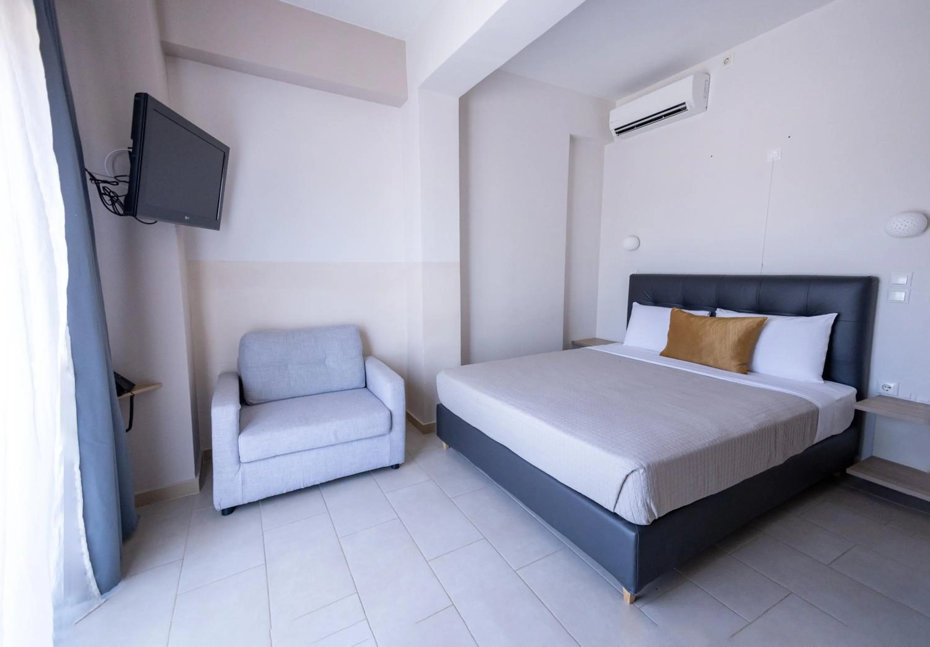 Bed in Buka Sandy Beach