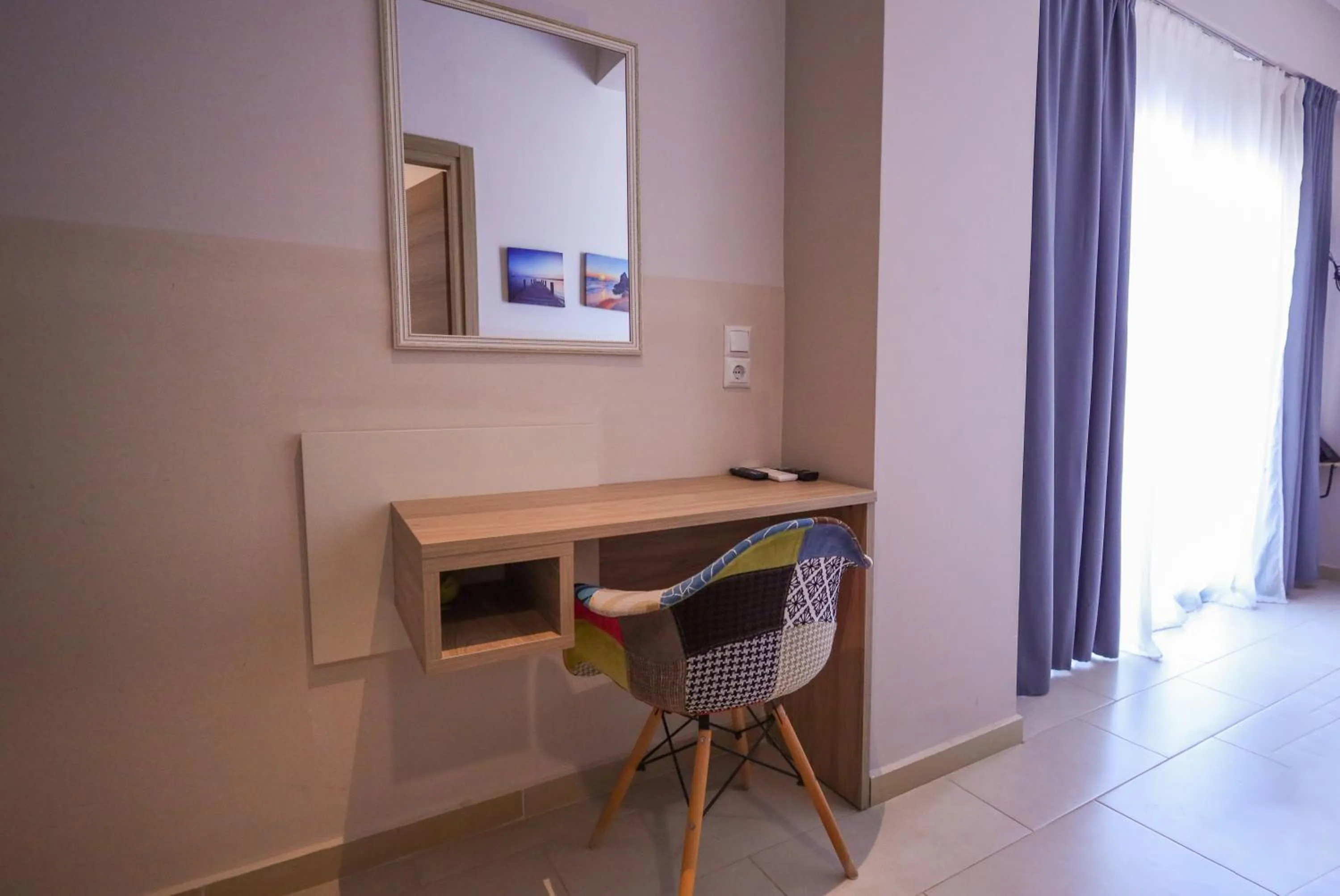 hair dresser in Buka Sandy Beach