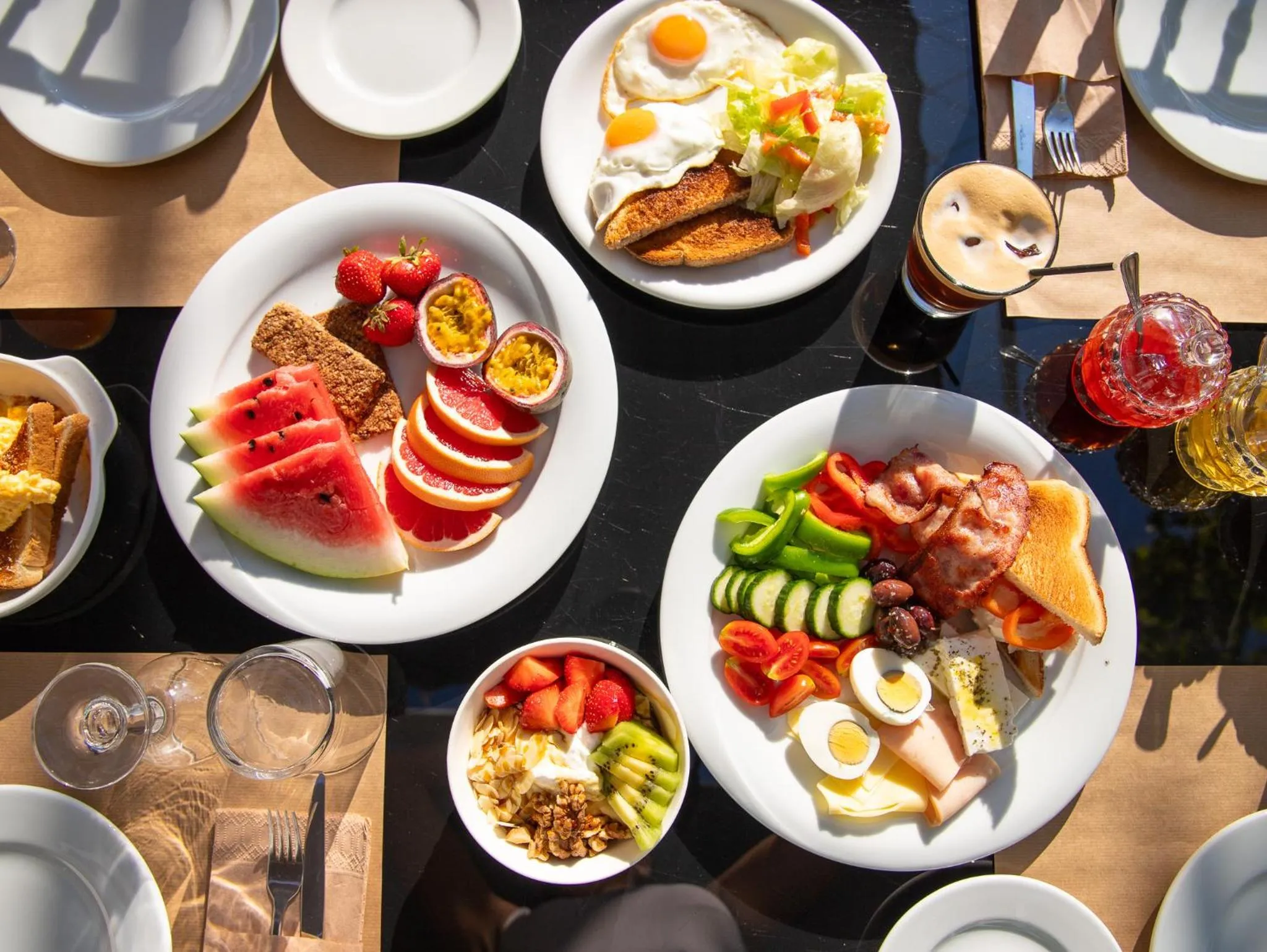 Food and drinks in Buka Sandy Beach