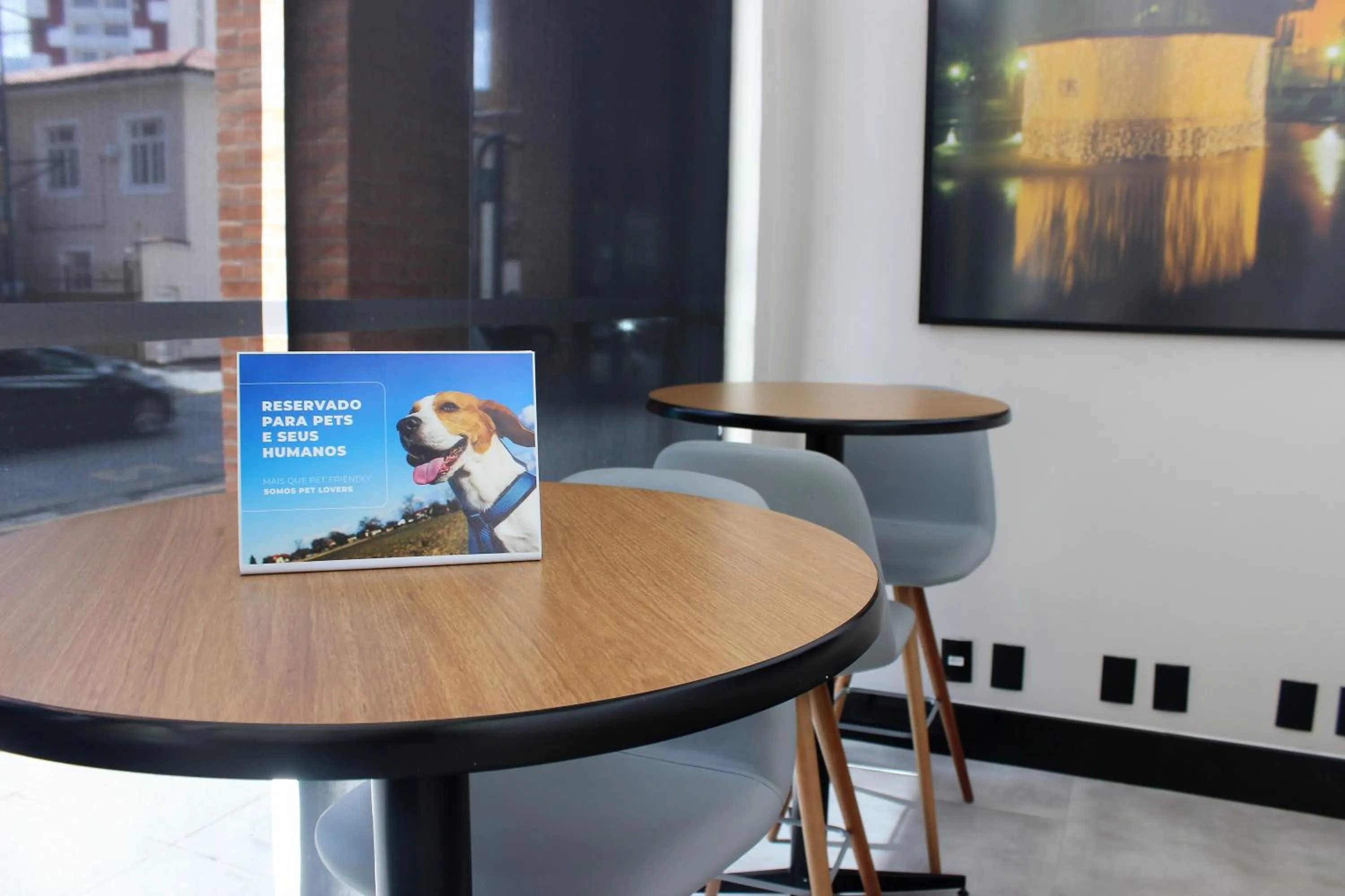 Lobby or reception in ibis Poços de Caldas