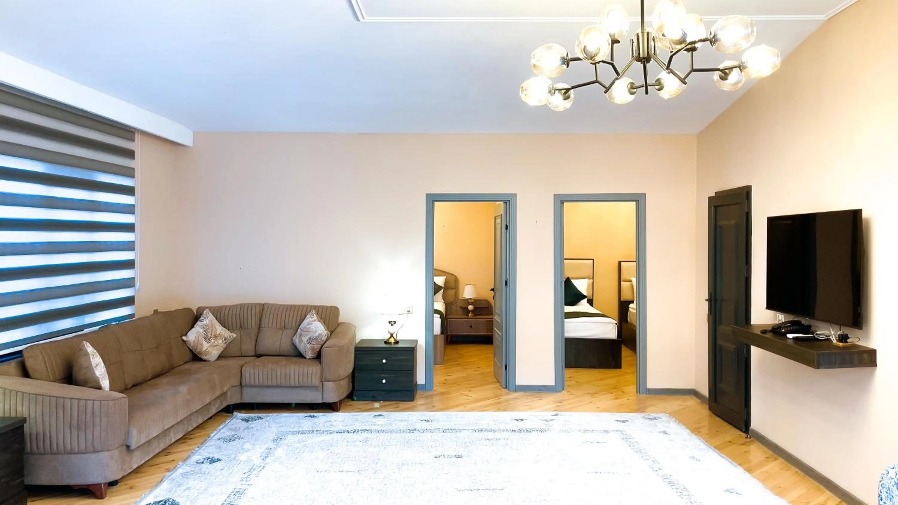 TV and multimedia in Quba Vadi Chalet Hotel