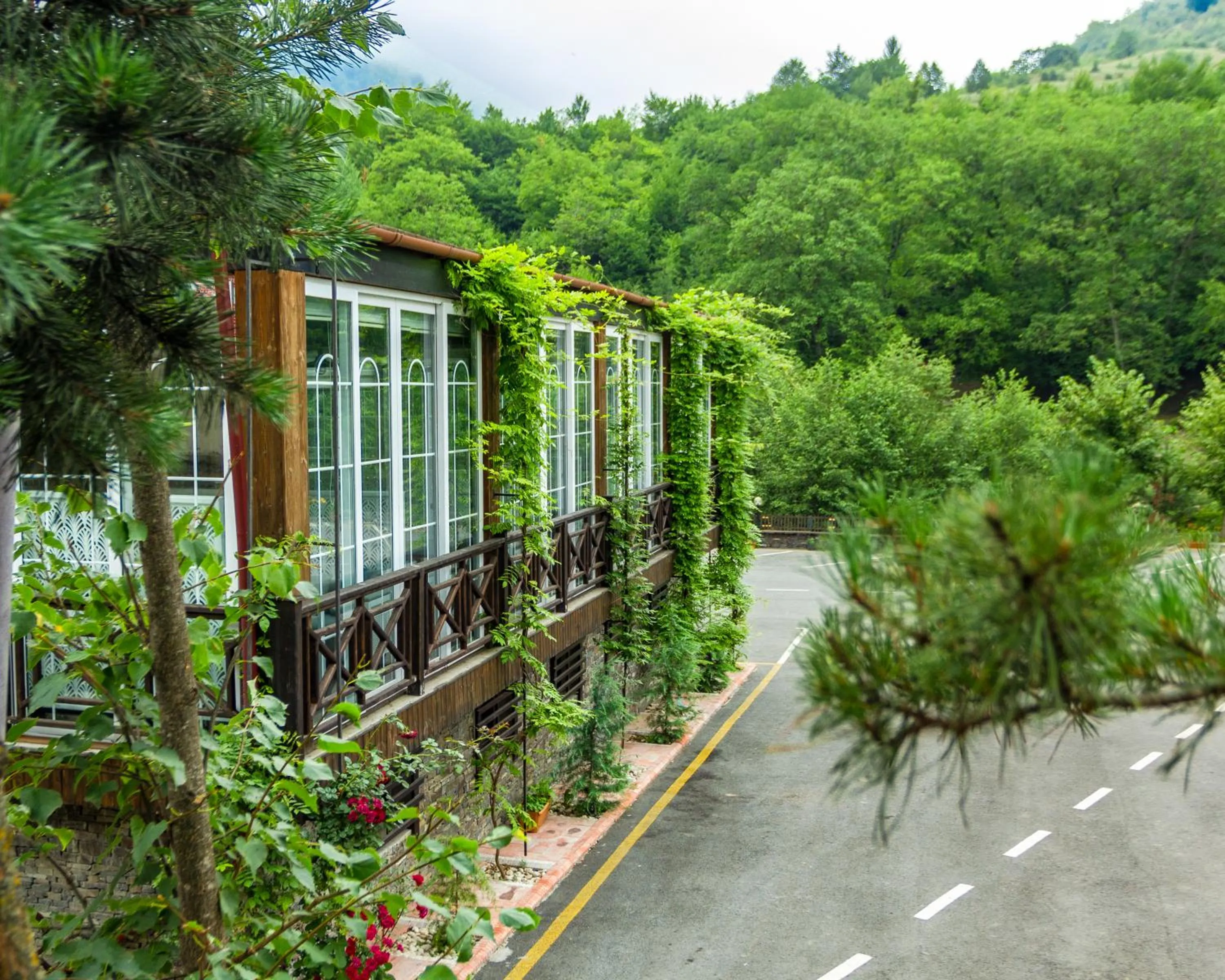 Property building in Quba Vadi Chalet Hotel