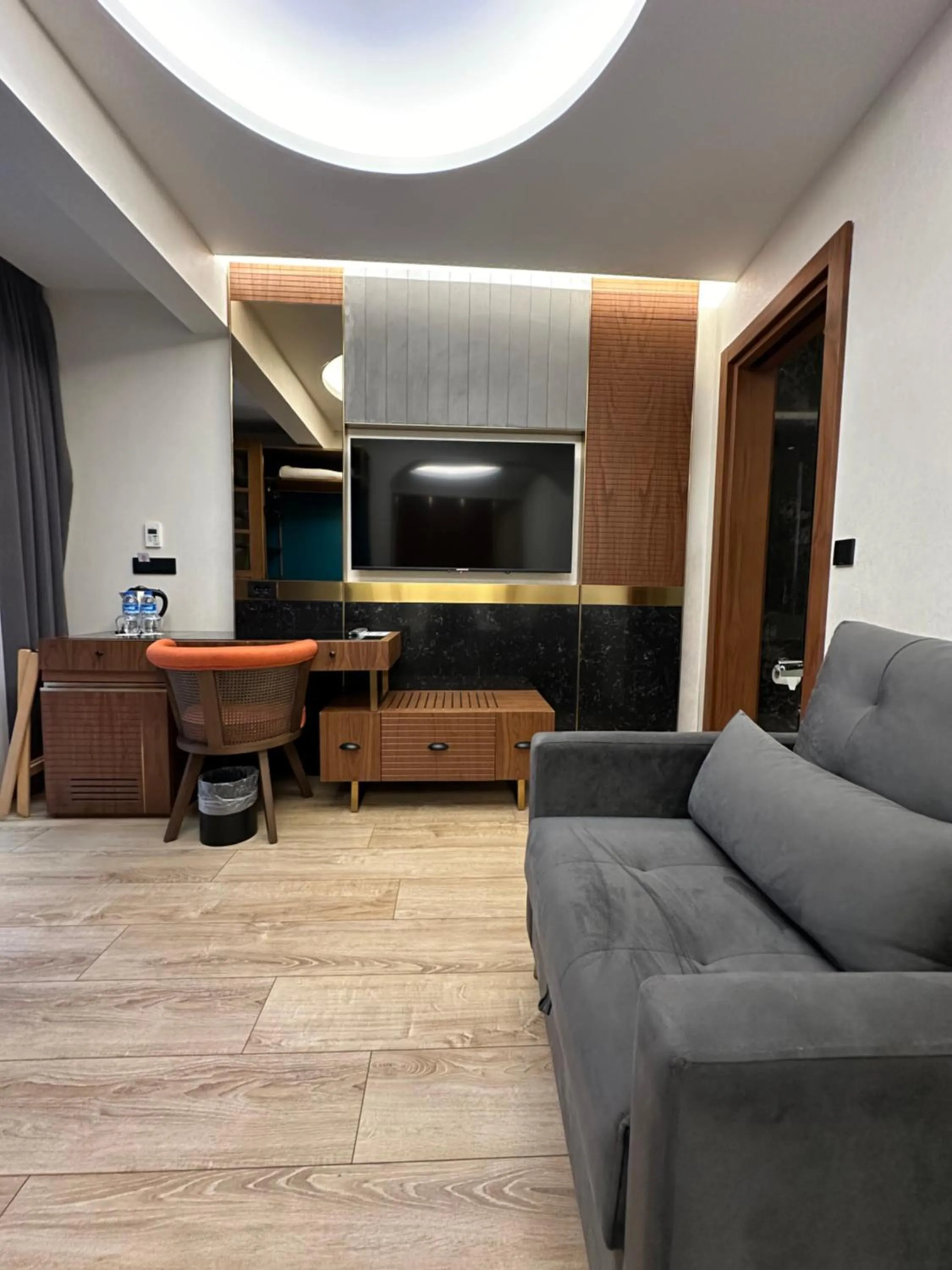 TV and multimedia in Henna Hotel Istanbul