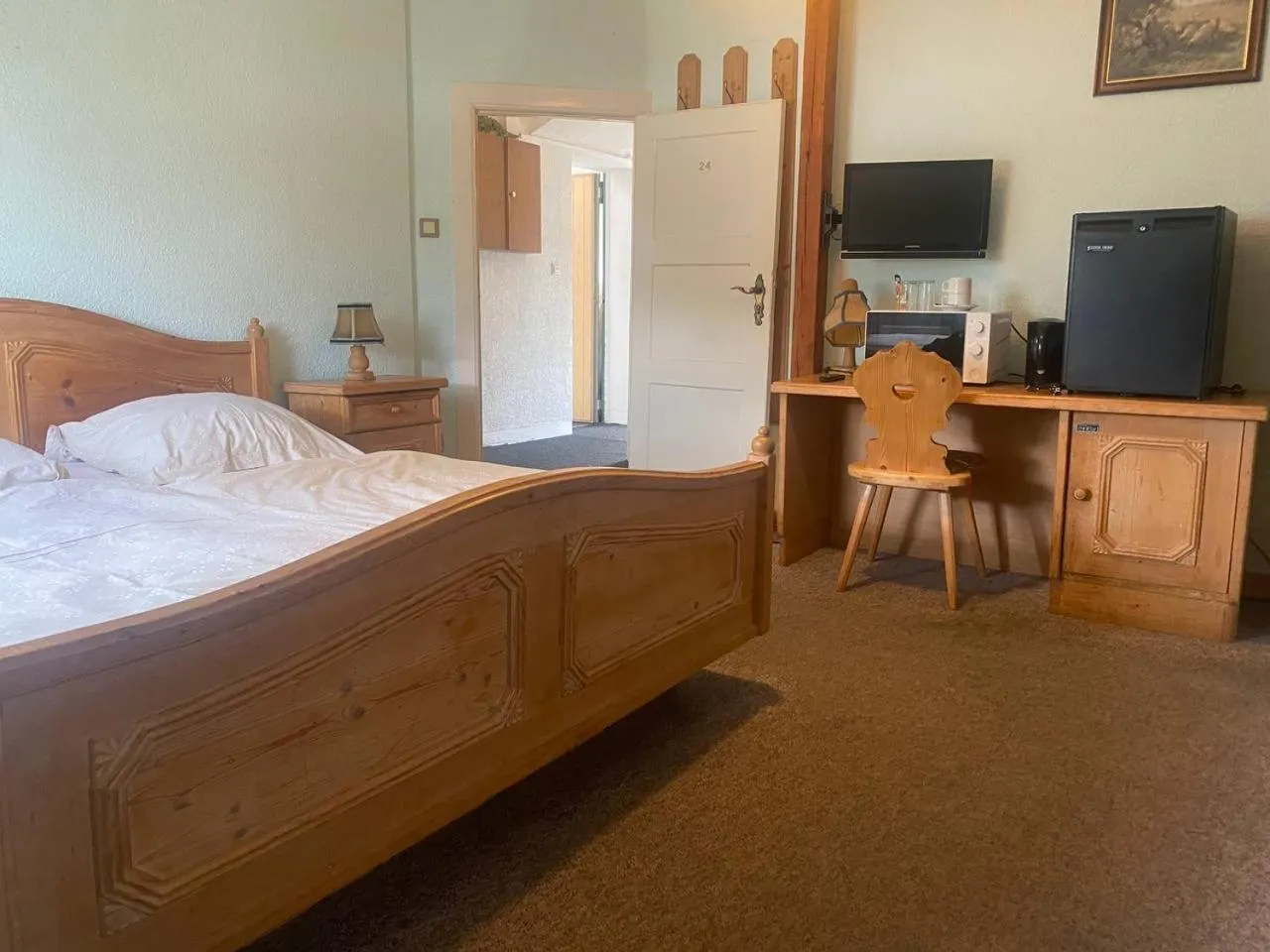 Bed in Landhotel Waldschänke