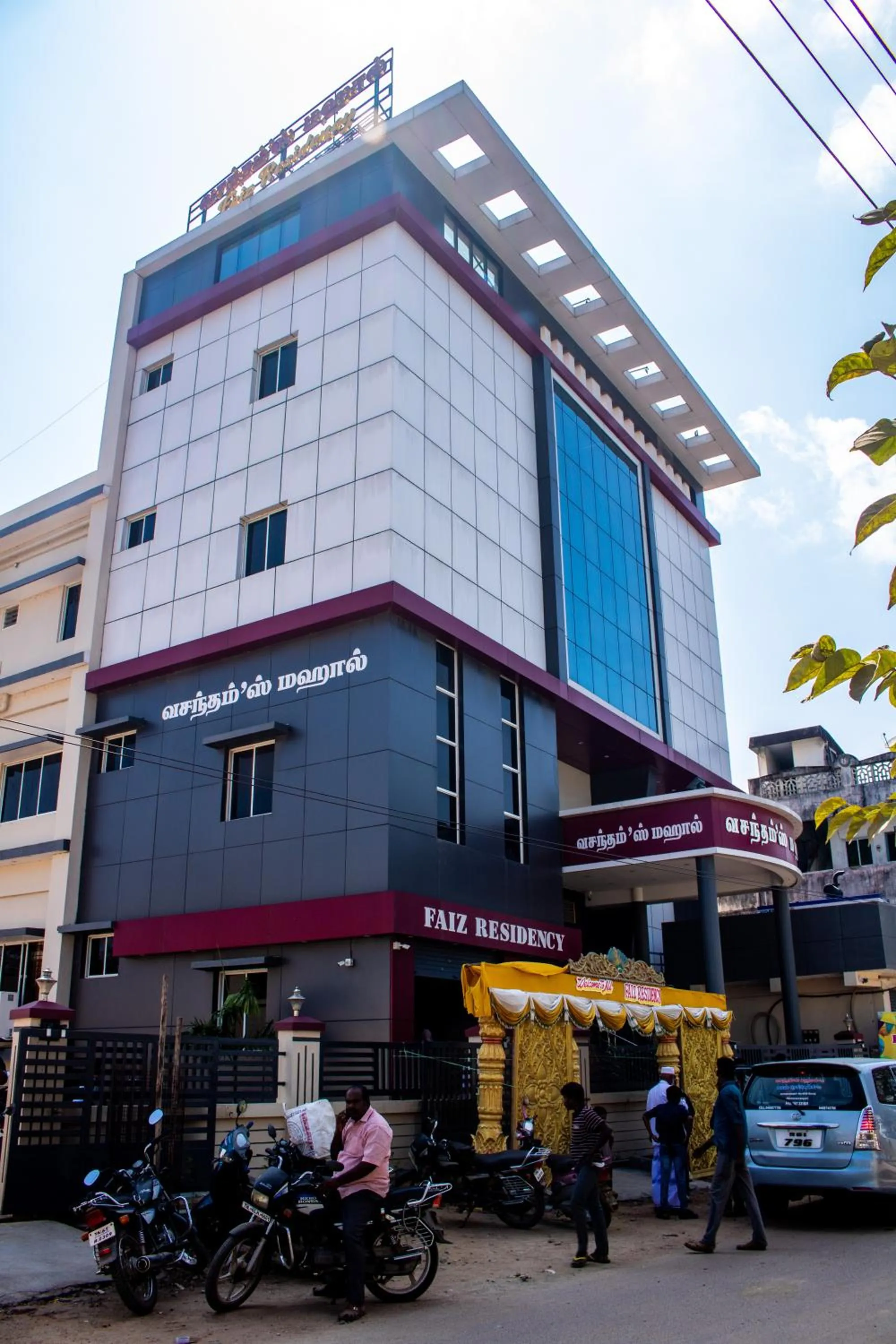 Property building in Faiz Residency