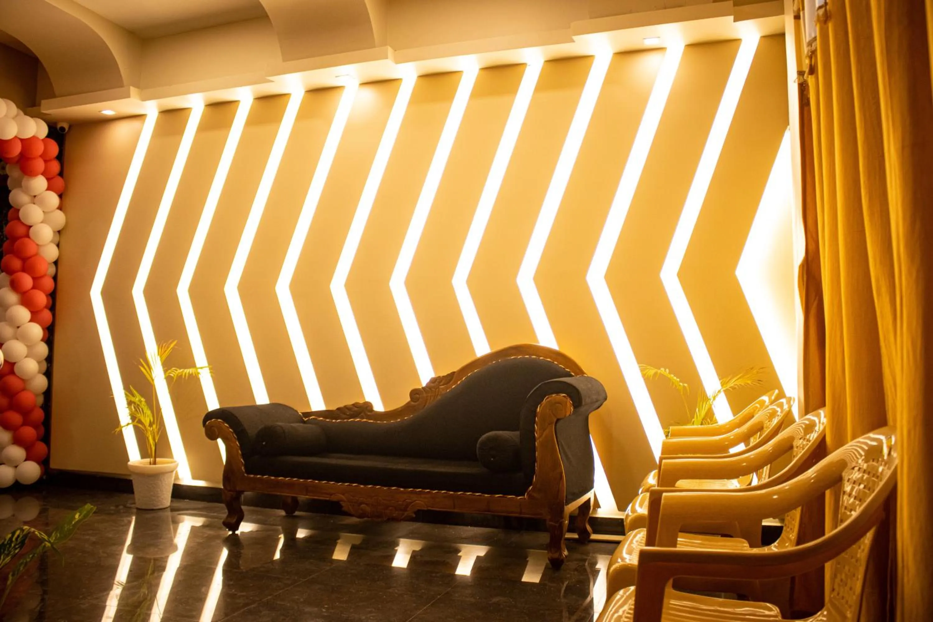 Facade/entrance in Faiz Residency