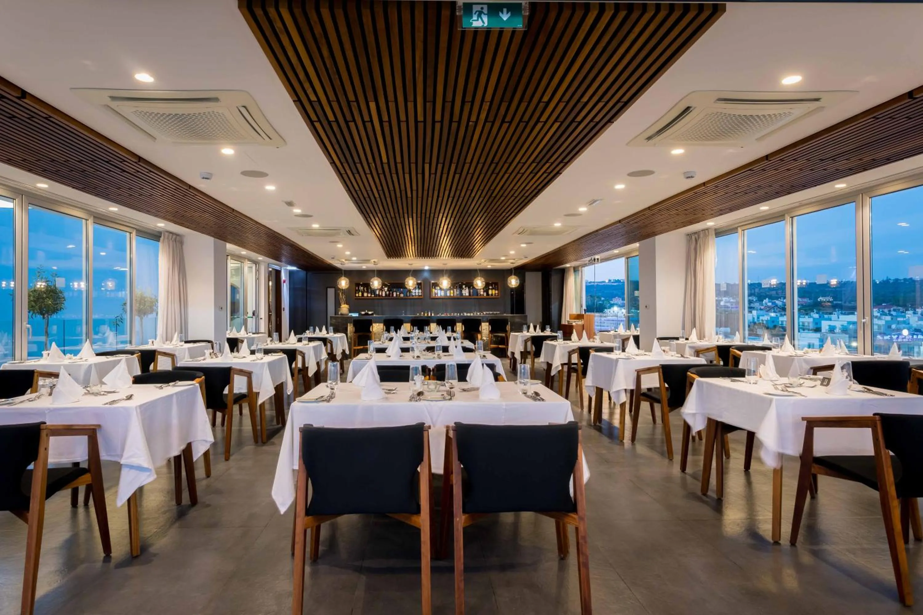 Restaurant/places to eat in Tasia Maris Beach Hotel - Adults Only