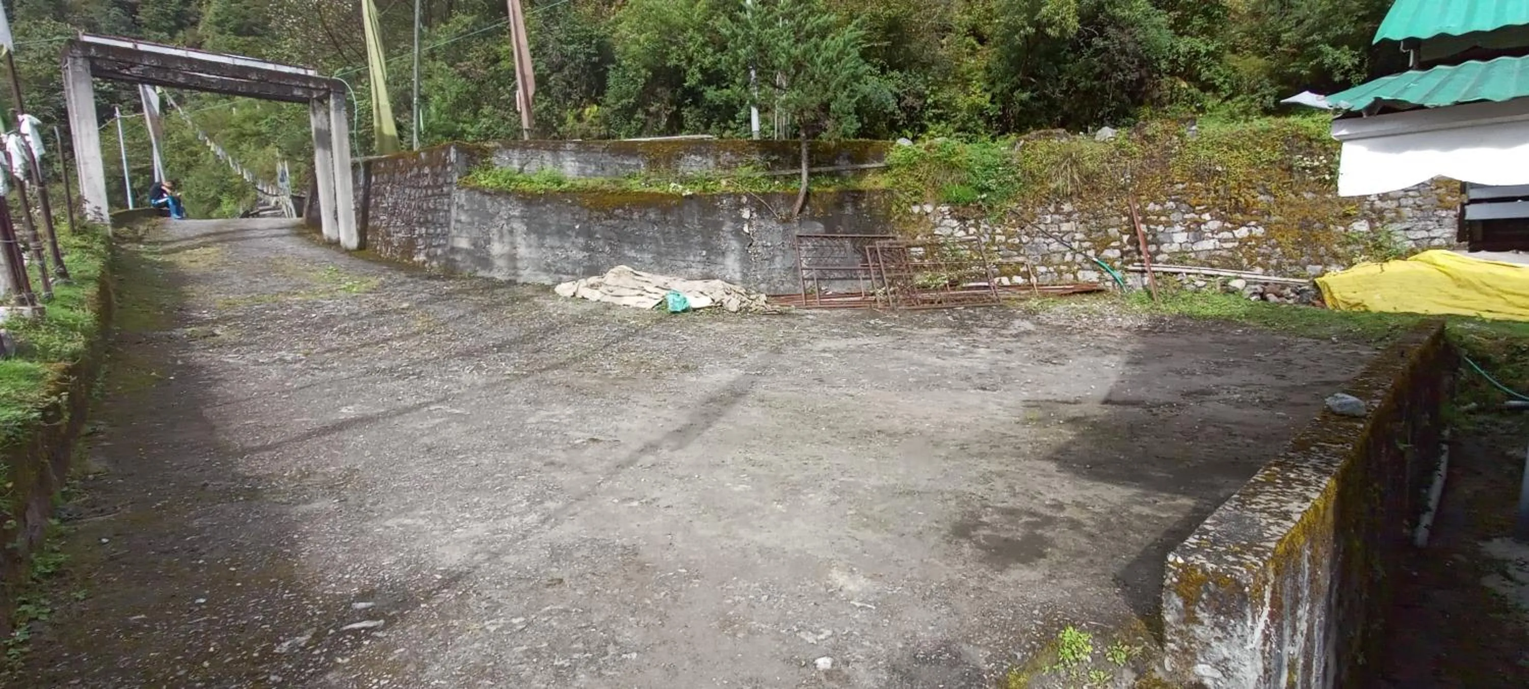 Parking in Le Coxy Resort Lachung