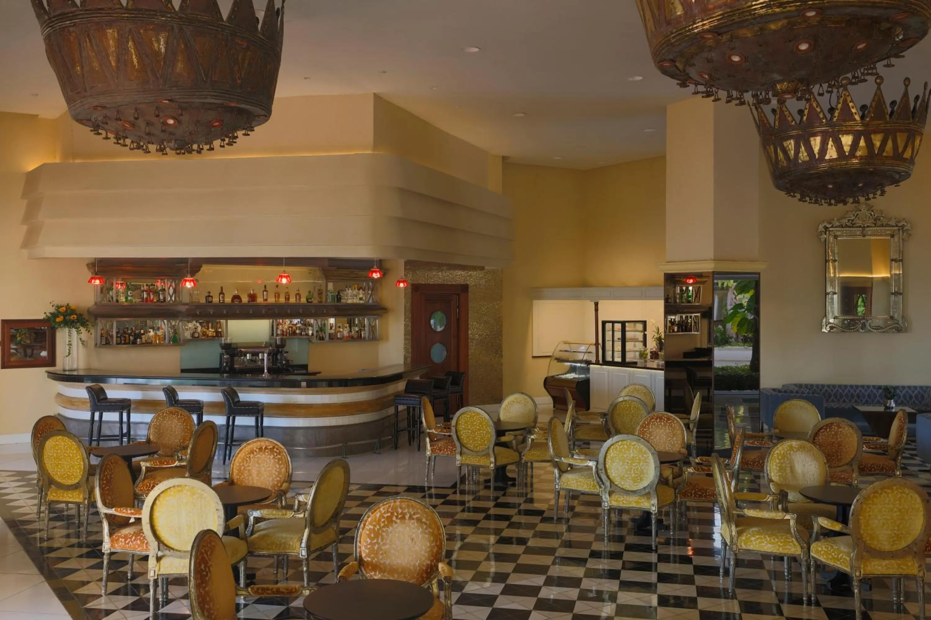 Lounge or bar in JOIA Bavaro by Iberostar - Adults Only All Inclusive Resort