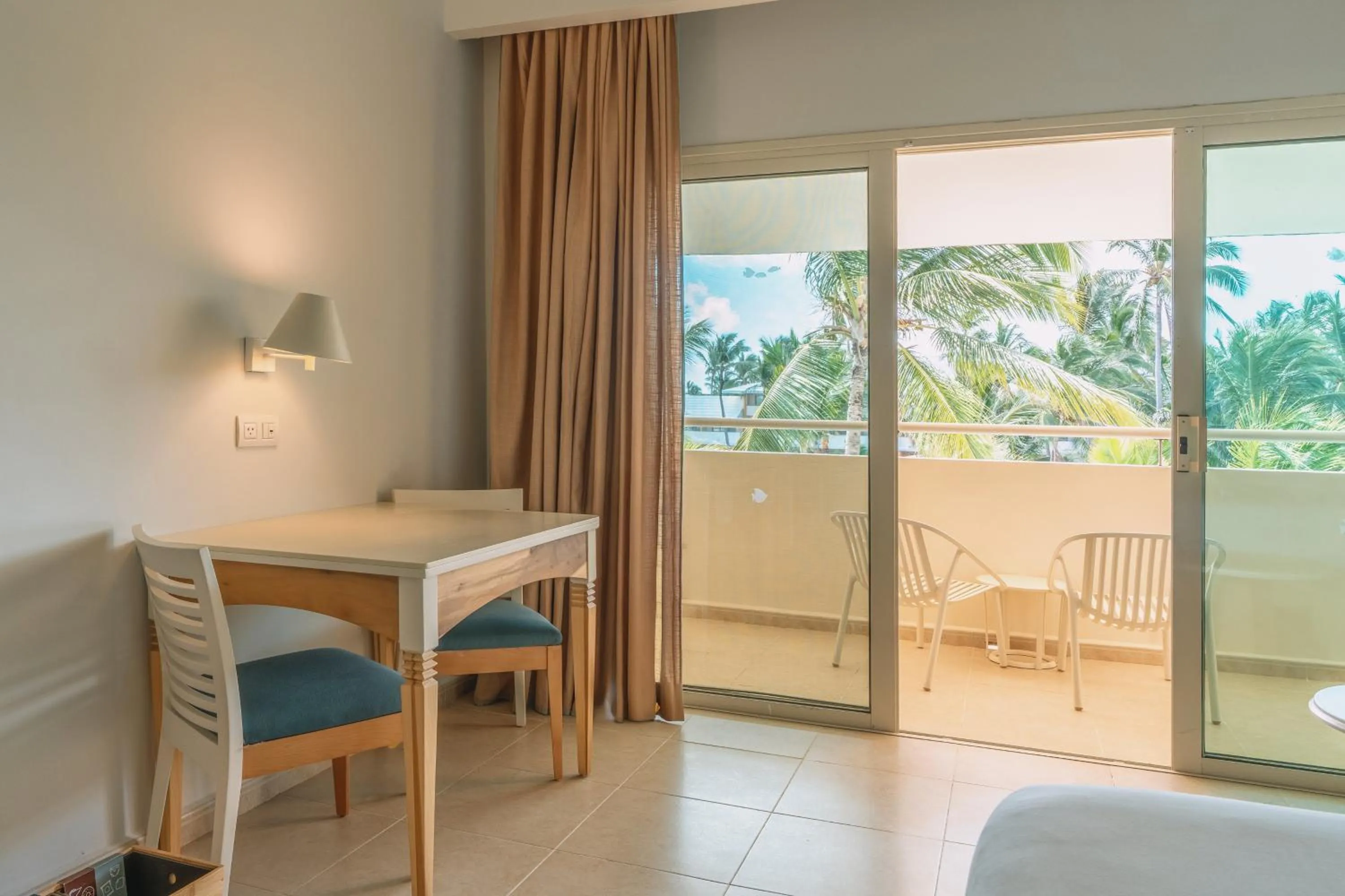 Balcony/Terrace, Bed in Iberostar Waves Punta Cana - All Inclusive