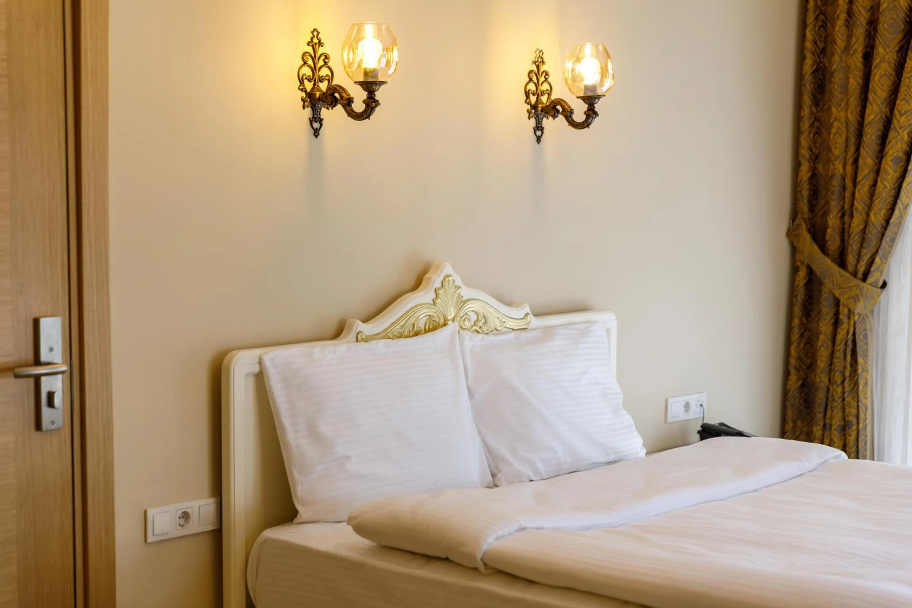 Bed in Germenicia Hotel